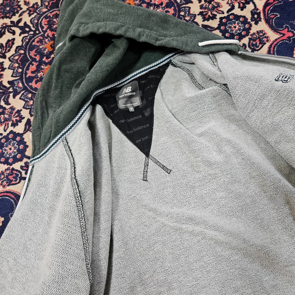 뉴발란스 카키 스몰로고 후드집업 자켓 XL size 상품이미지7