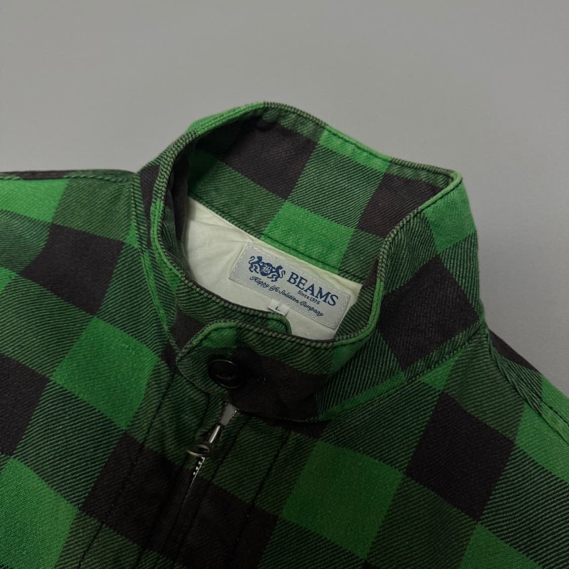 빔즈(BEAMS) 그린컬러 체크패턴 코튼 하이넥 라운드 컷 자켓 상품이미지3