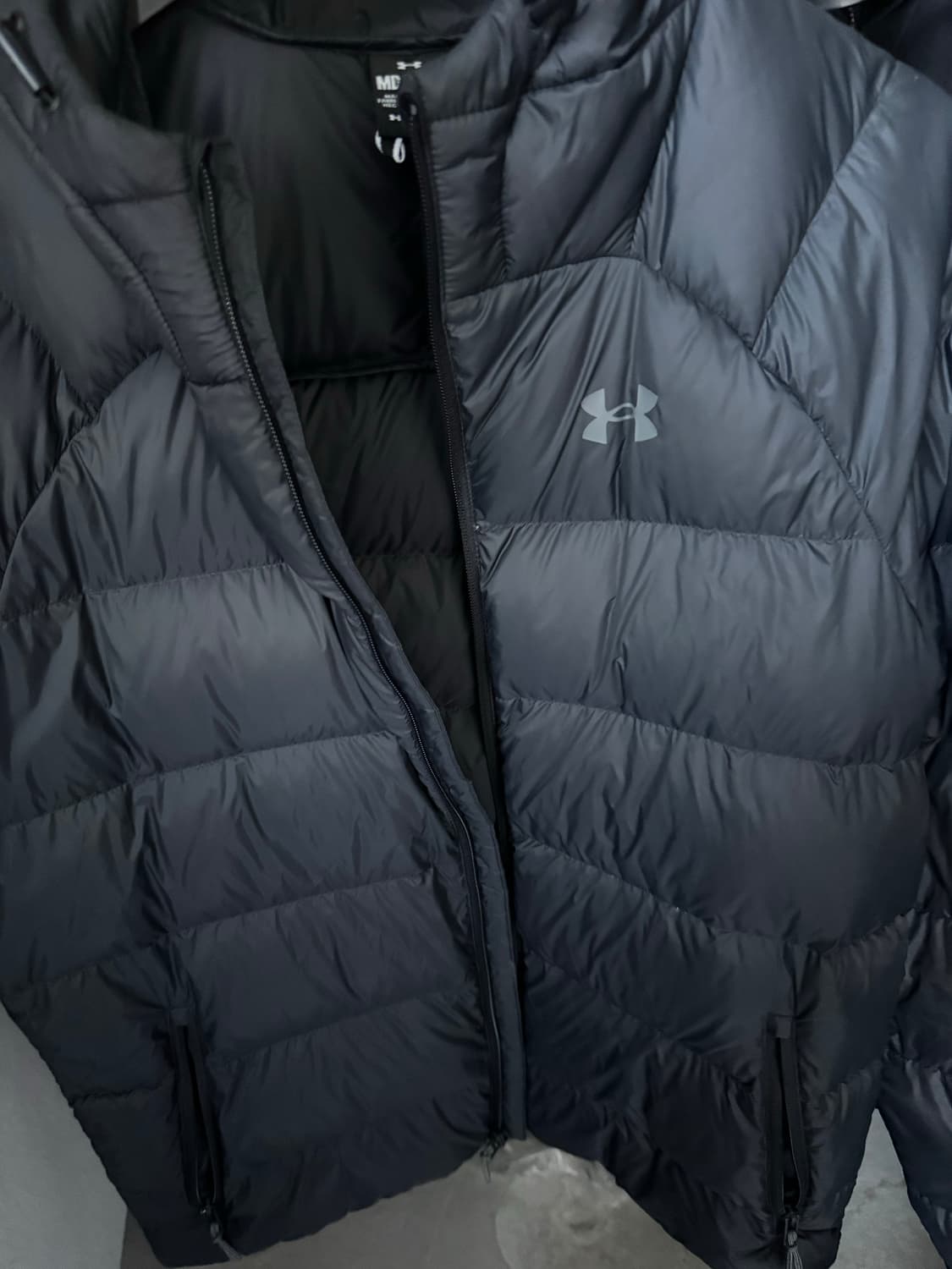 언더아머 경량패딩 상품이미지3