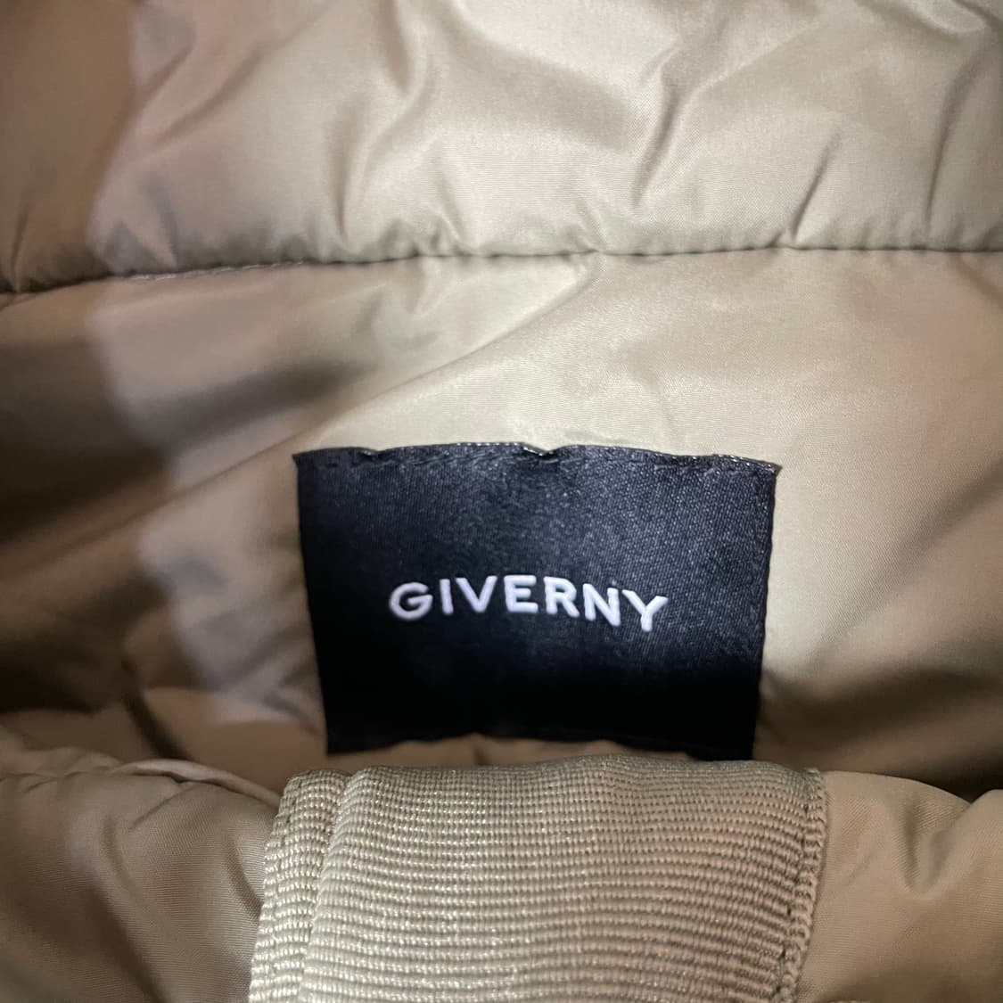 지베르니 폴리 카키 롱 경량 패딩 100 상품이미지4