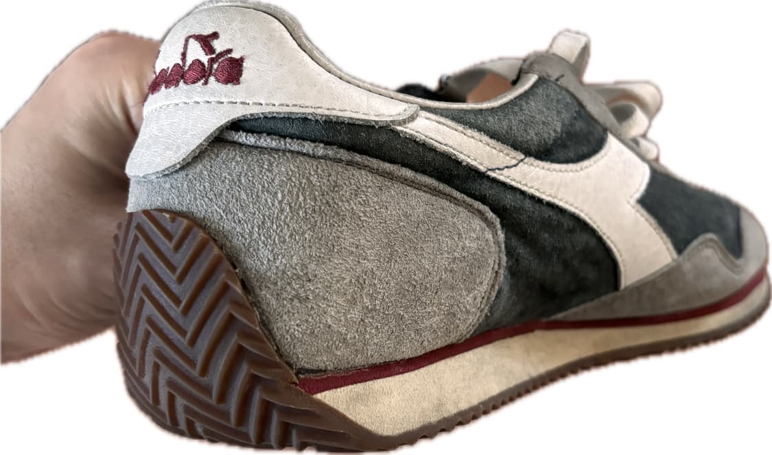 디아도라 워시드 스니커즈 그레이레드 260 상품이미지3