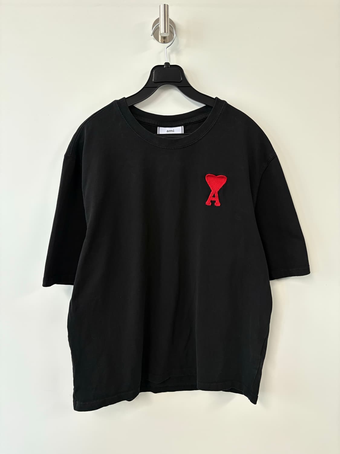 아미 자수 블랙 반팔 티셔츠 상품이미지2