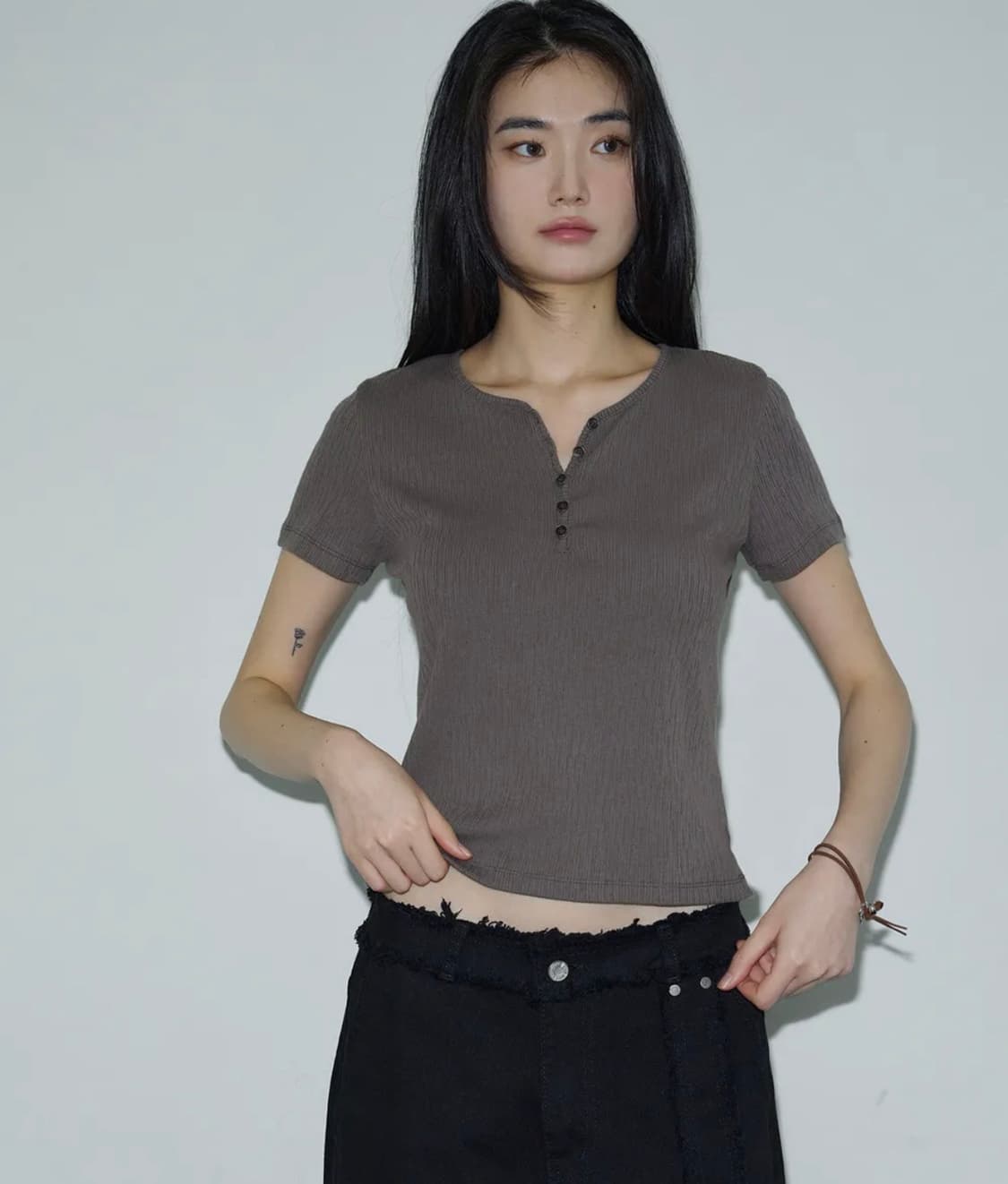 시스에이 버튼 헨리넥 하프 티셔츠 sis a 상품이미지1