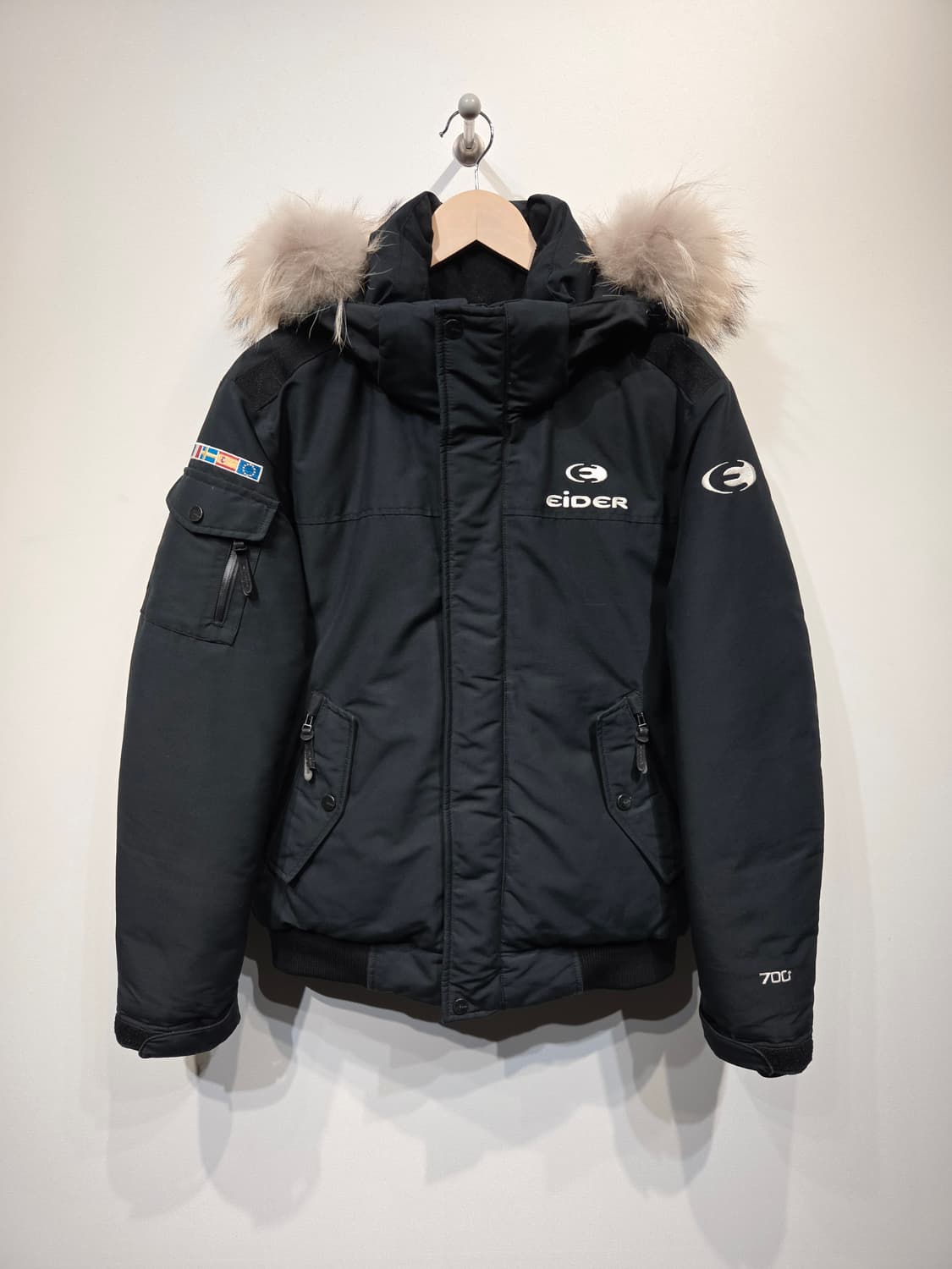 아이더 스투키 3 알파 다운 자켓 블랙 상품이미지2