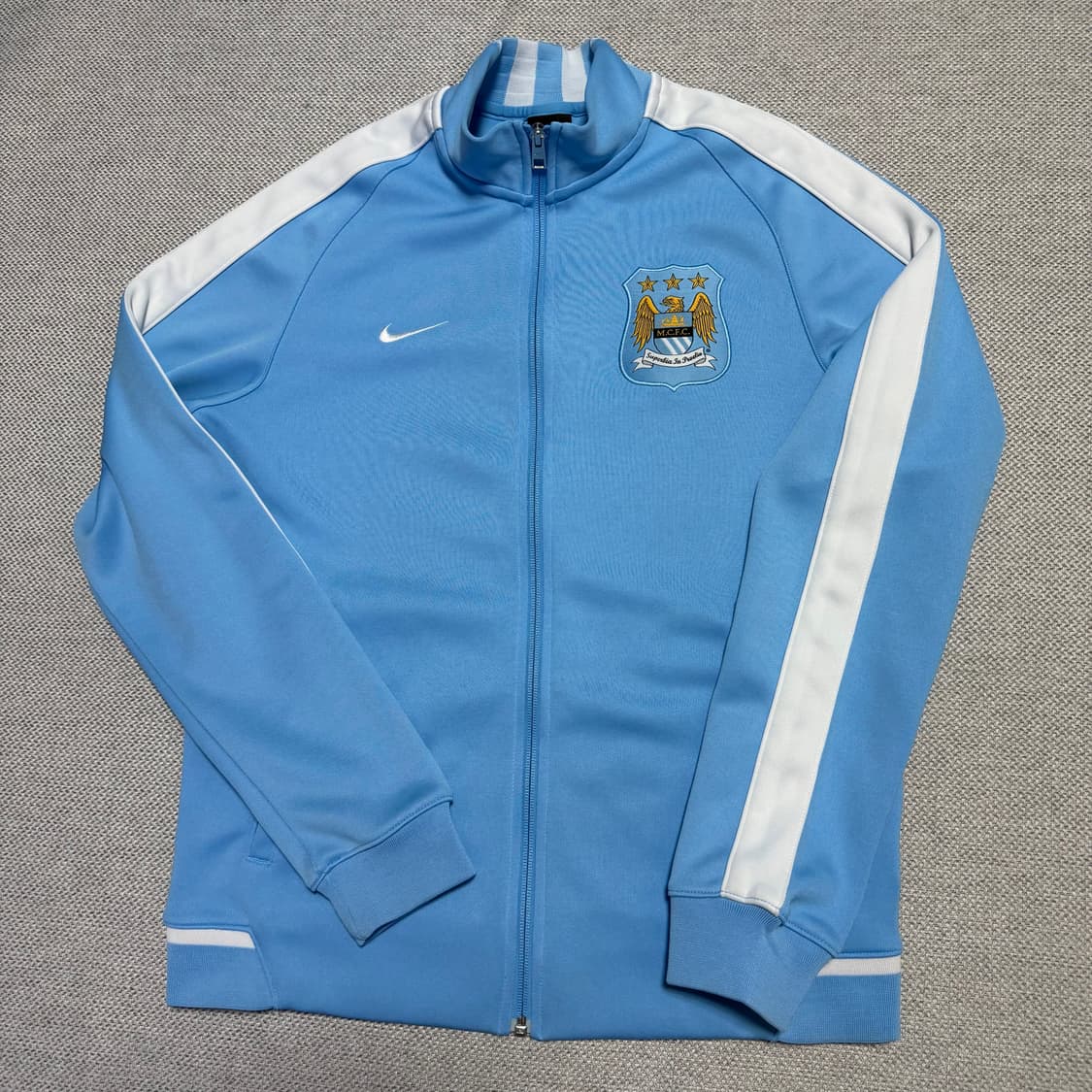 나이키 맨체스터 시티 트랙탑 상품이미지1