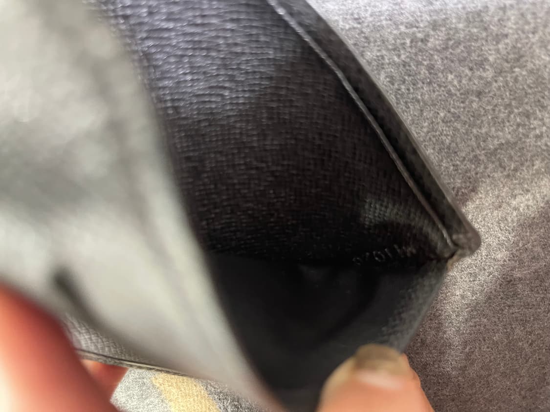 루이비통 타이가 반지갑 상품이미지7