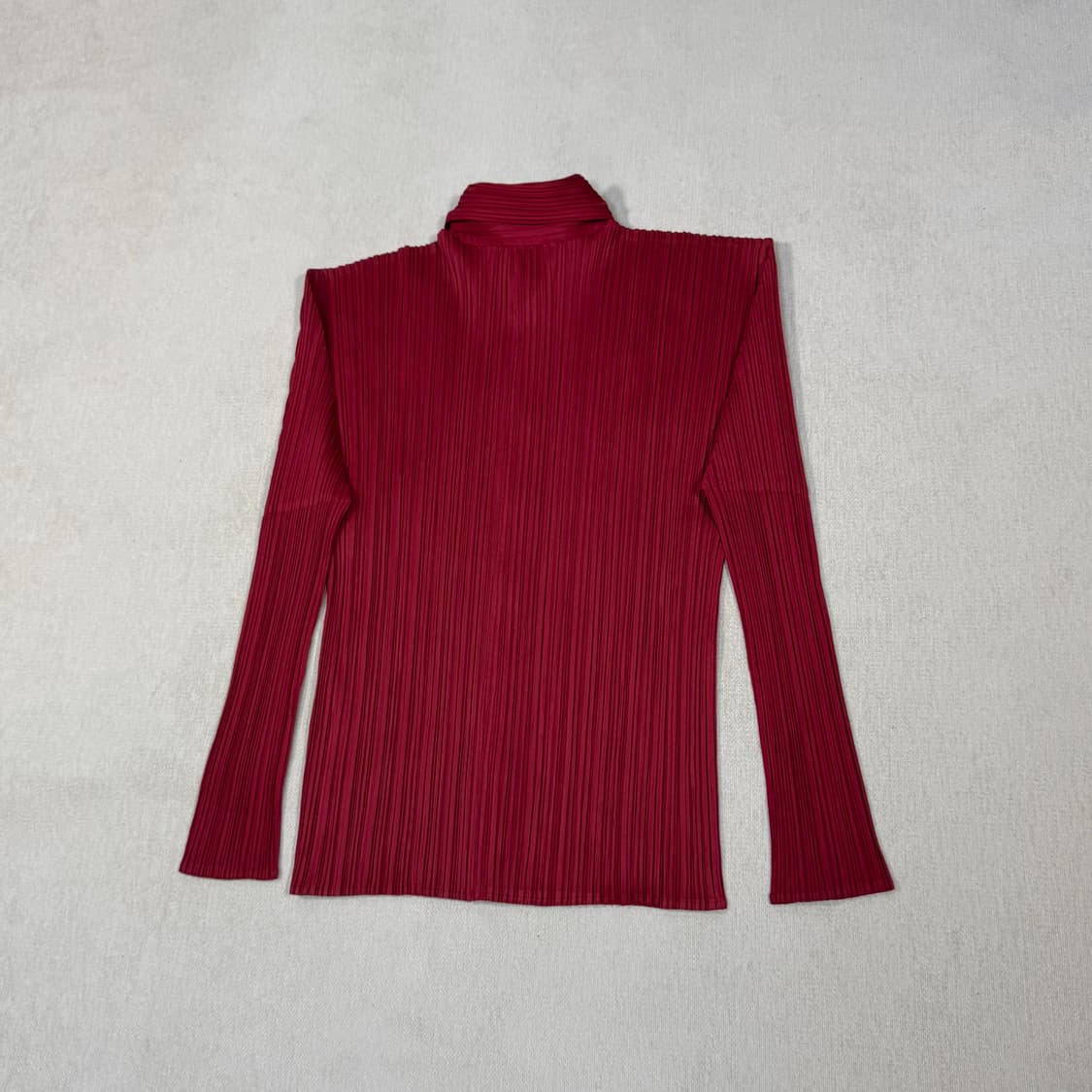 Pleats Please Red Cardigan 상품이미지4