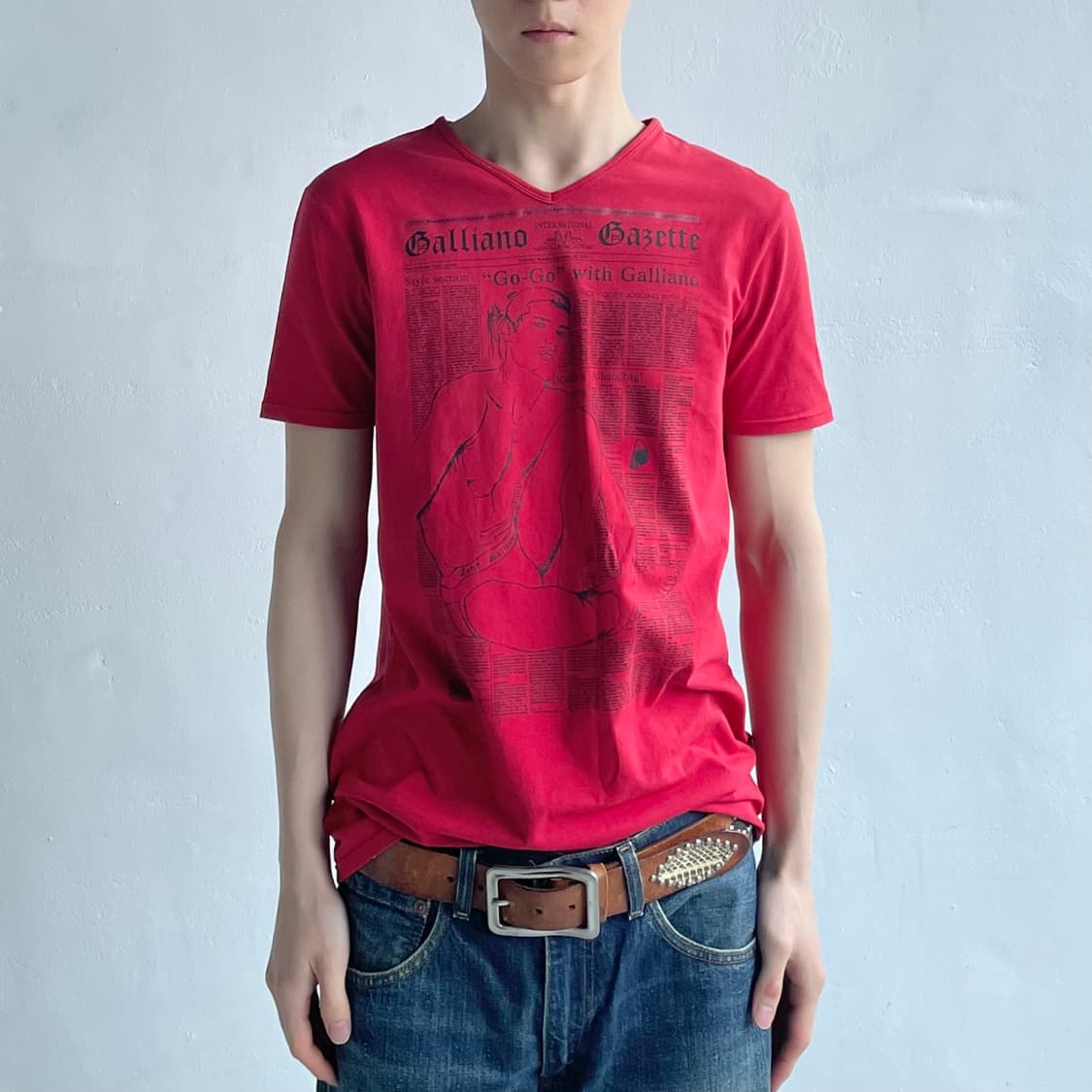 존갈리아노 뉴스페이퍼 반팔 티셔츠 상품이미지1