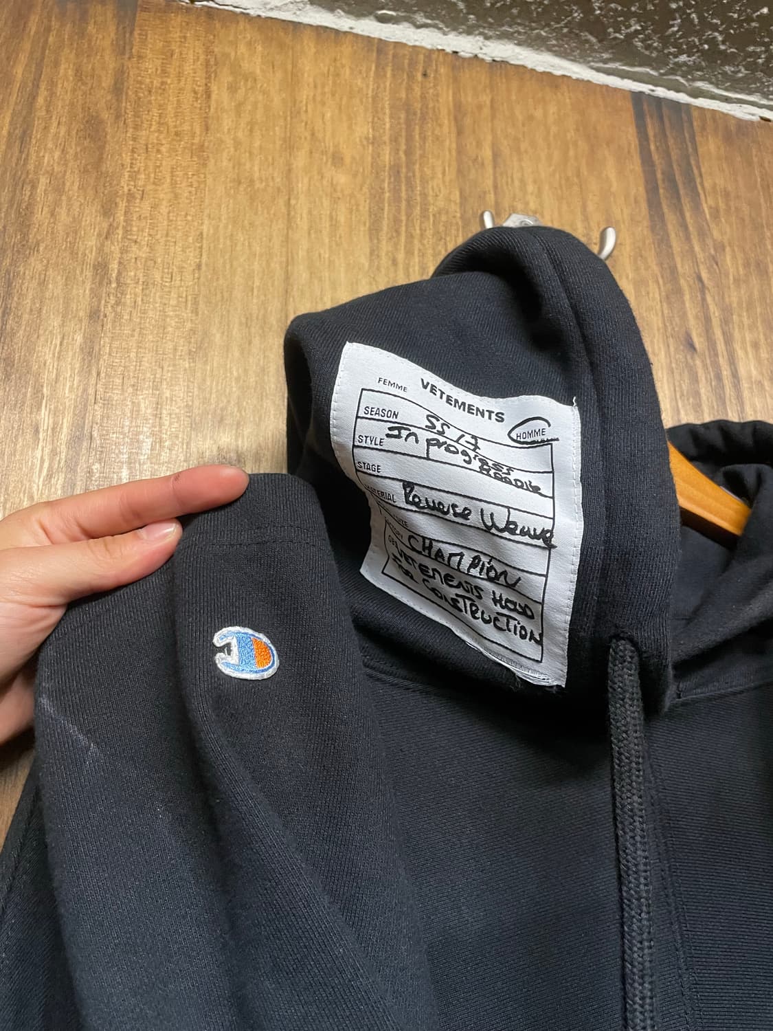betements X Champion Hoodie 상품이미지6
