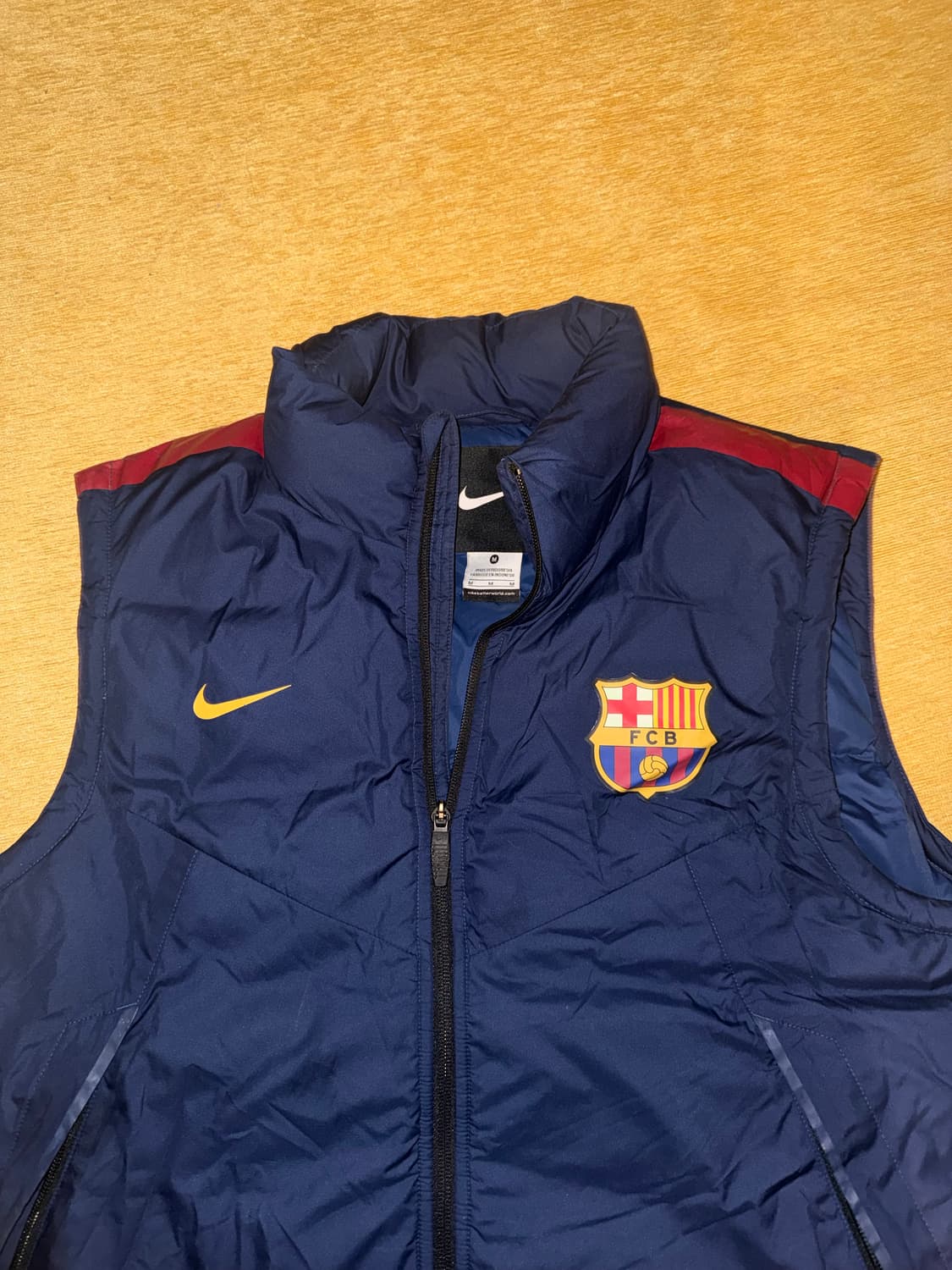 나이키 바르셀로나 패딩조끼 M 상품이미지2