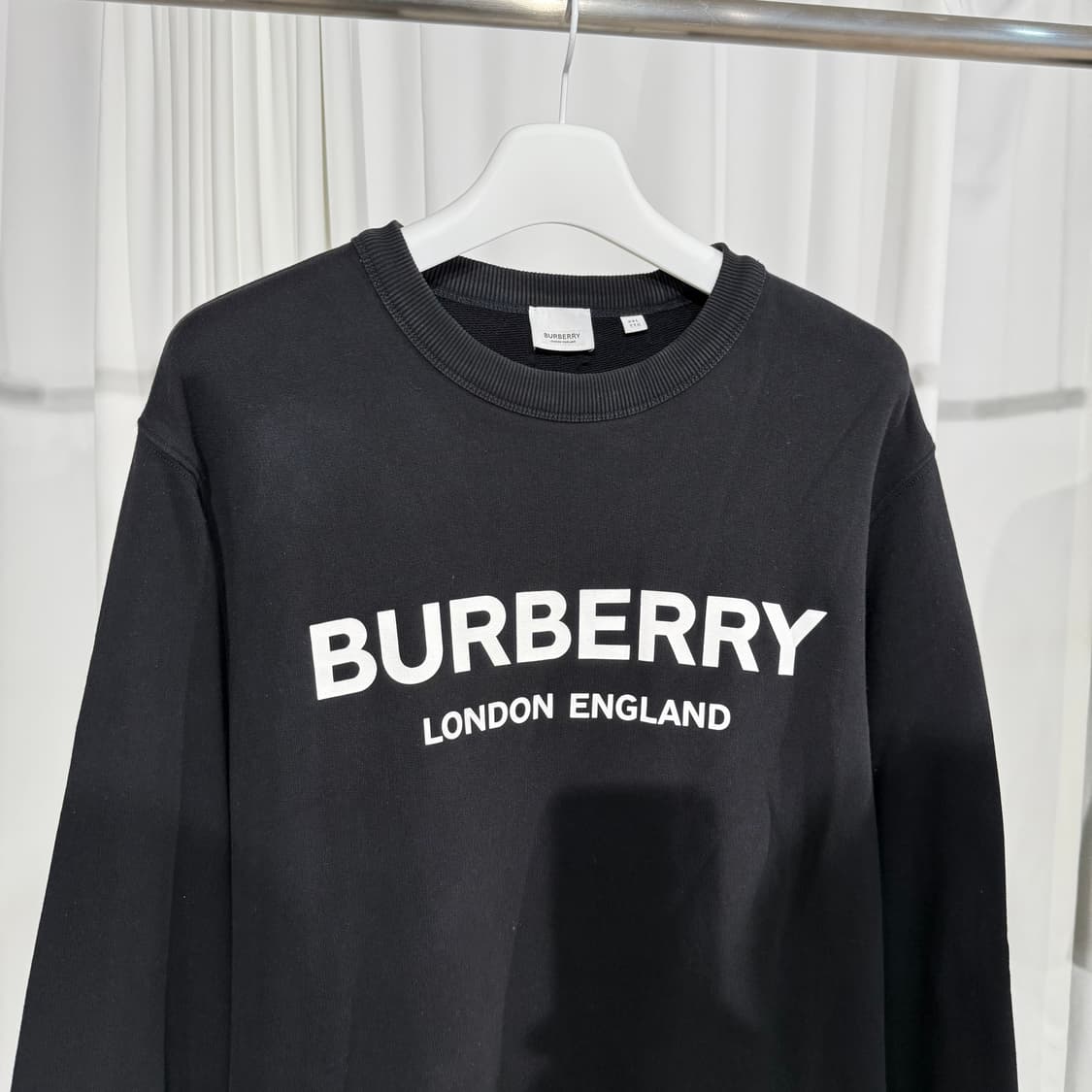 (2XL) 버버리 잉글랜드 로고 맨투맨 상품이미지3