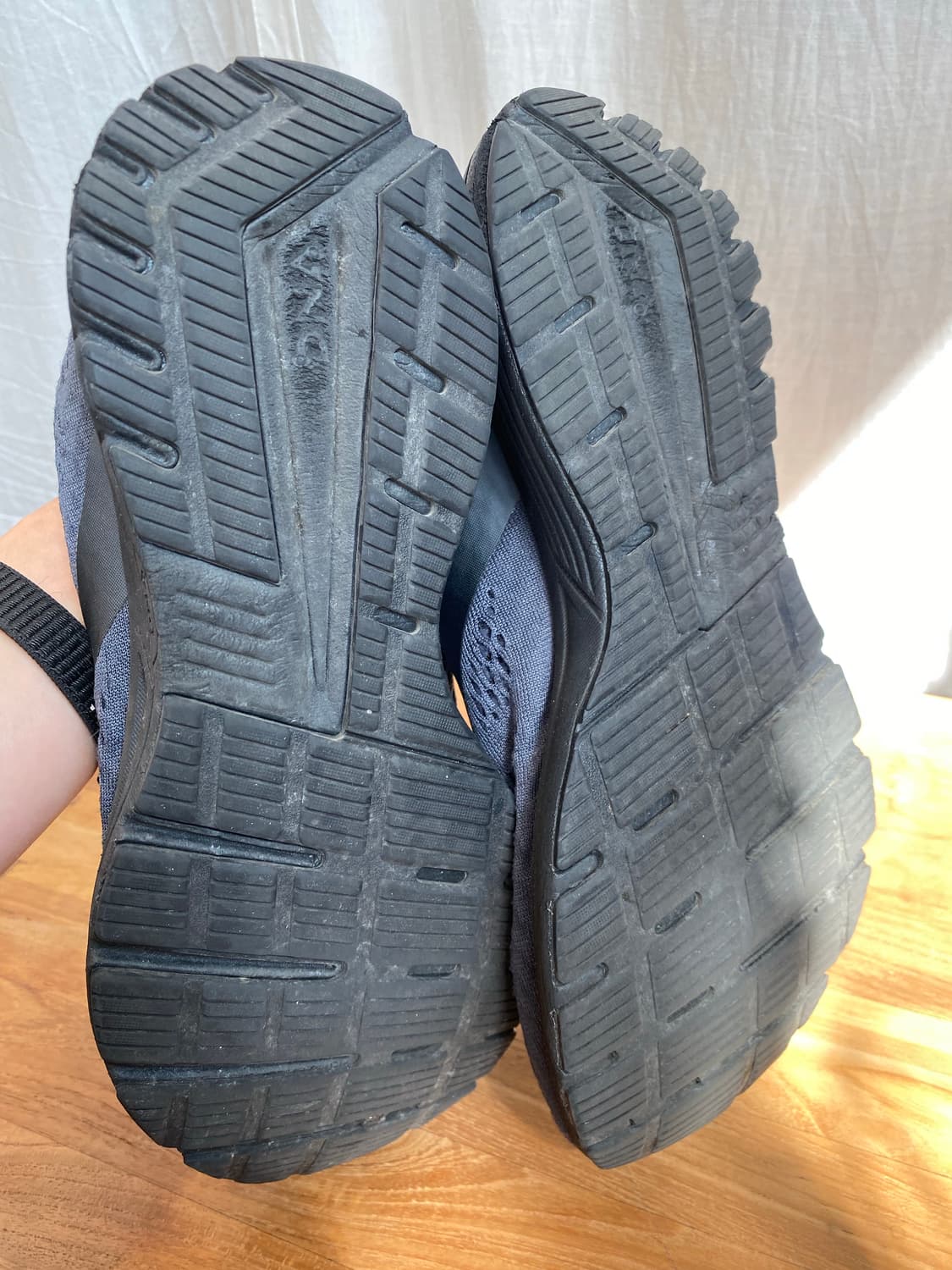 브룩스 런닝화 250추천 상품이미지9