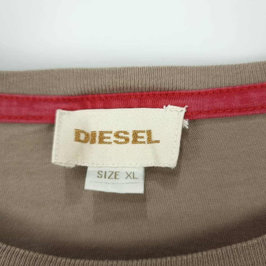 [디젤] 빈티지 그래픽 프린팅 루즈핏 반팔티 P01628 상품이미지7