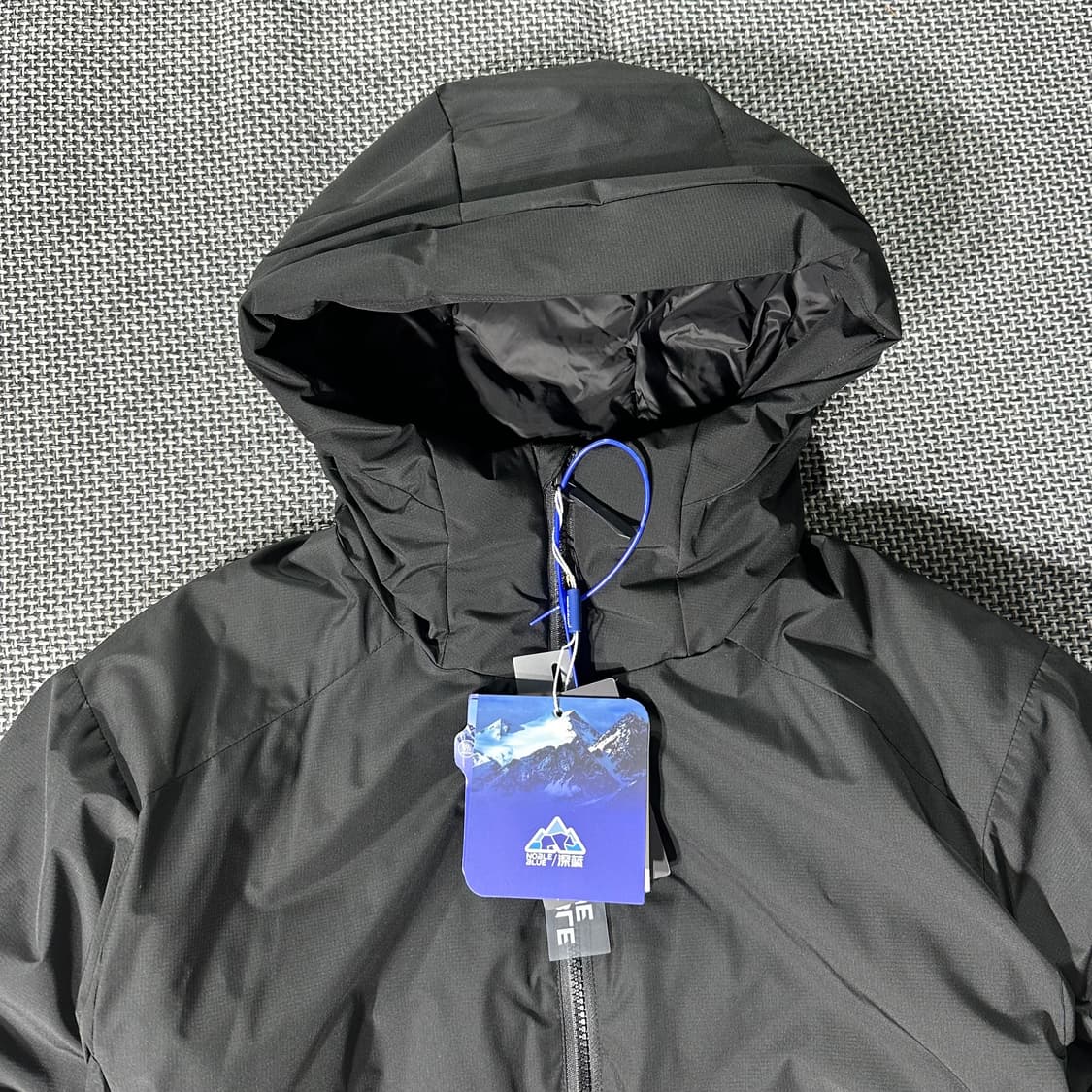 (새상품) 스톤소프트 경량 후드 패딩 점퍼 상품이미지2