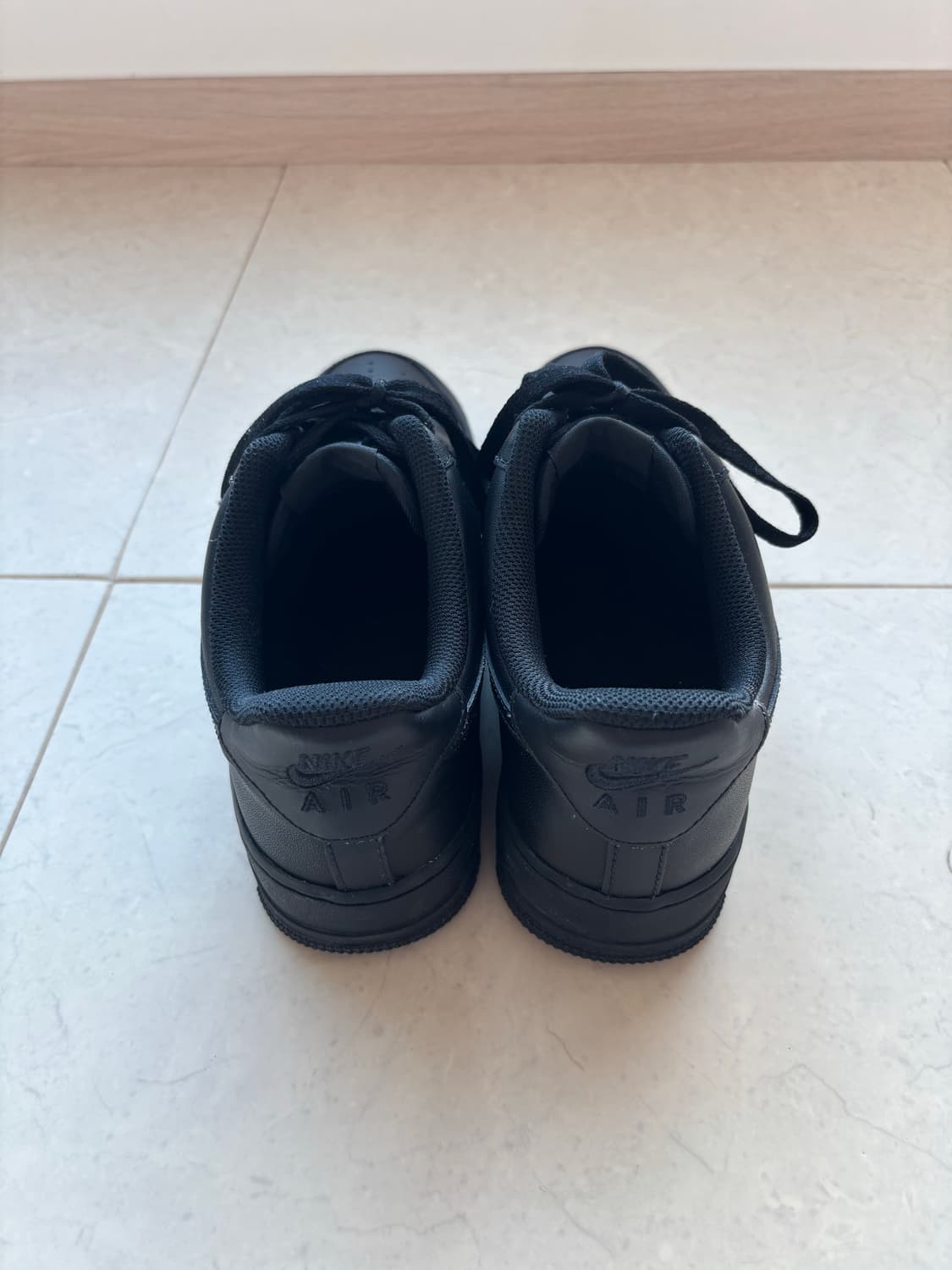 나이키 에어포스 1 '07 올블랙 280 상품이미지3