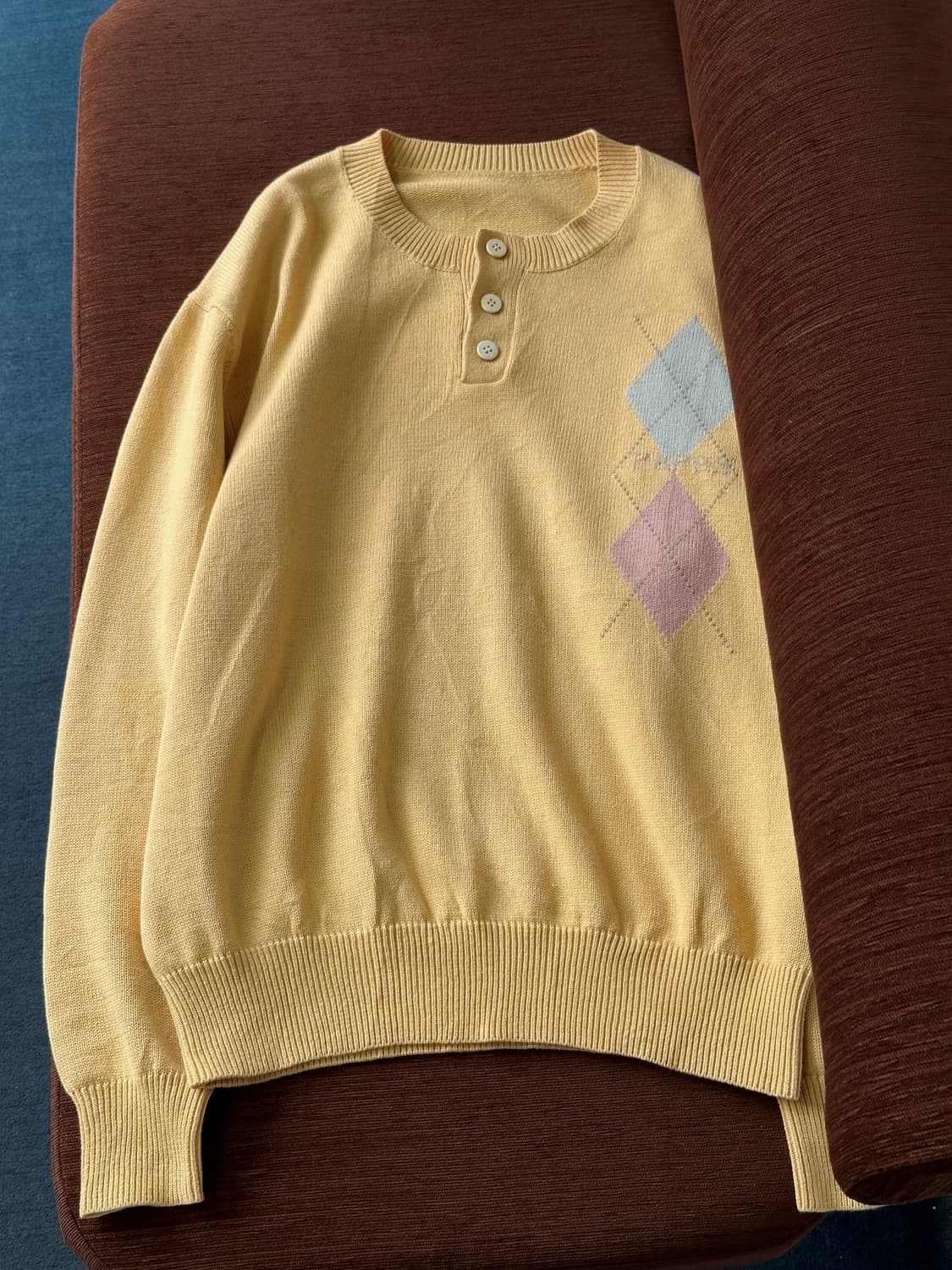 Design patterned button crew knit P/O 상품이미지6