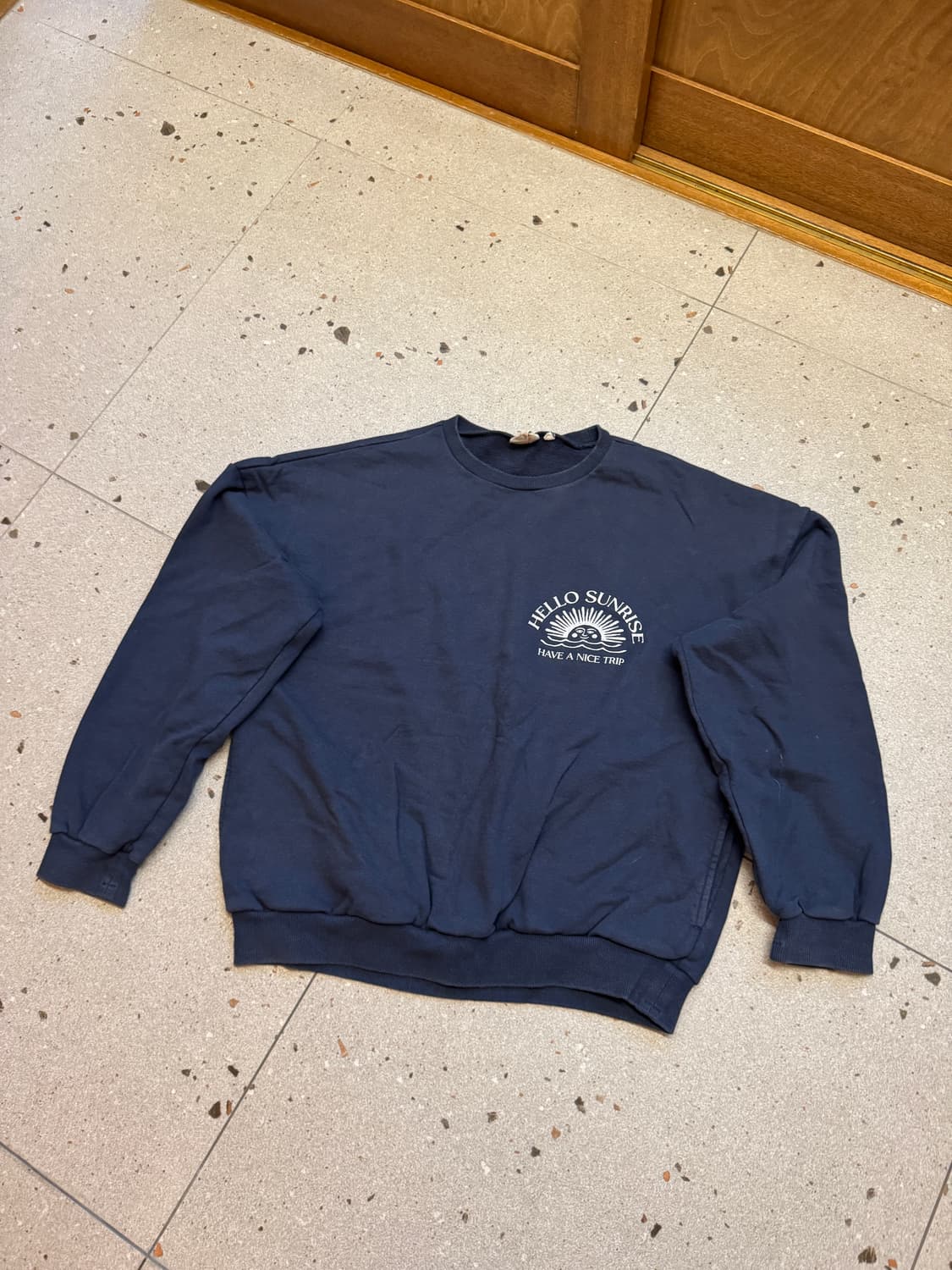 HELLO SUNRISE 맨투맨 상품이미지1