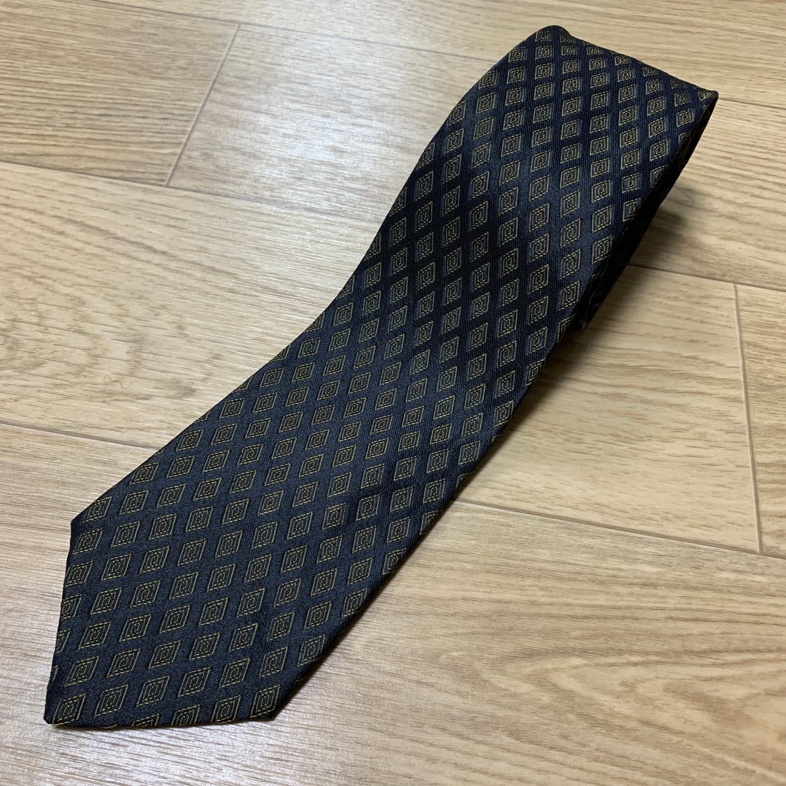 [MADE IN ITALY] CHANEL 샤넬 실크 넥타이 상품이미지1