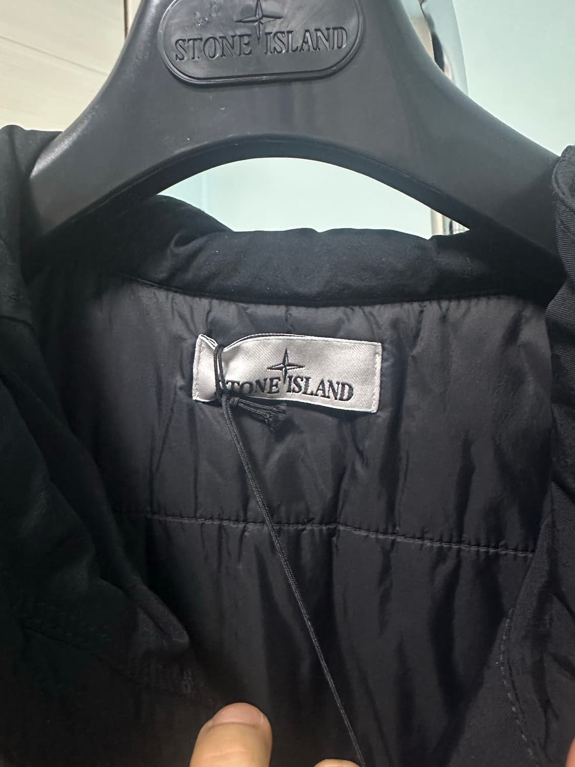 스톤아일랜드 Fw24 프리마로프트tc L사이즈 새상품급 상품이미지5