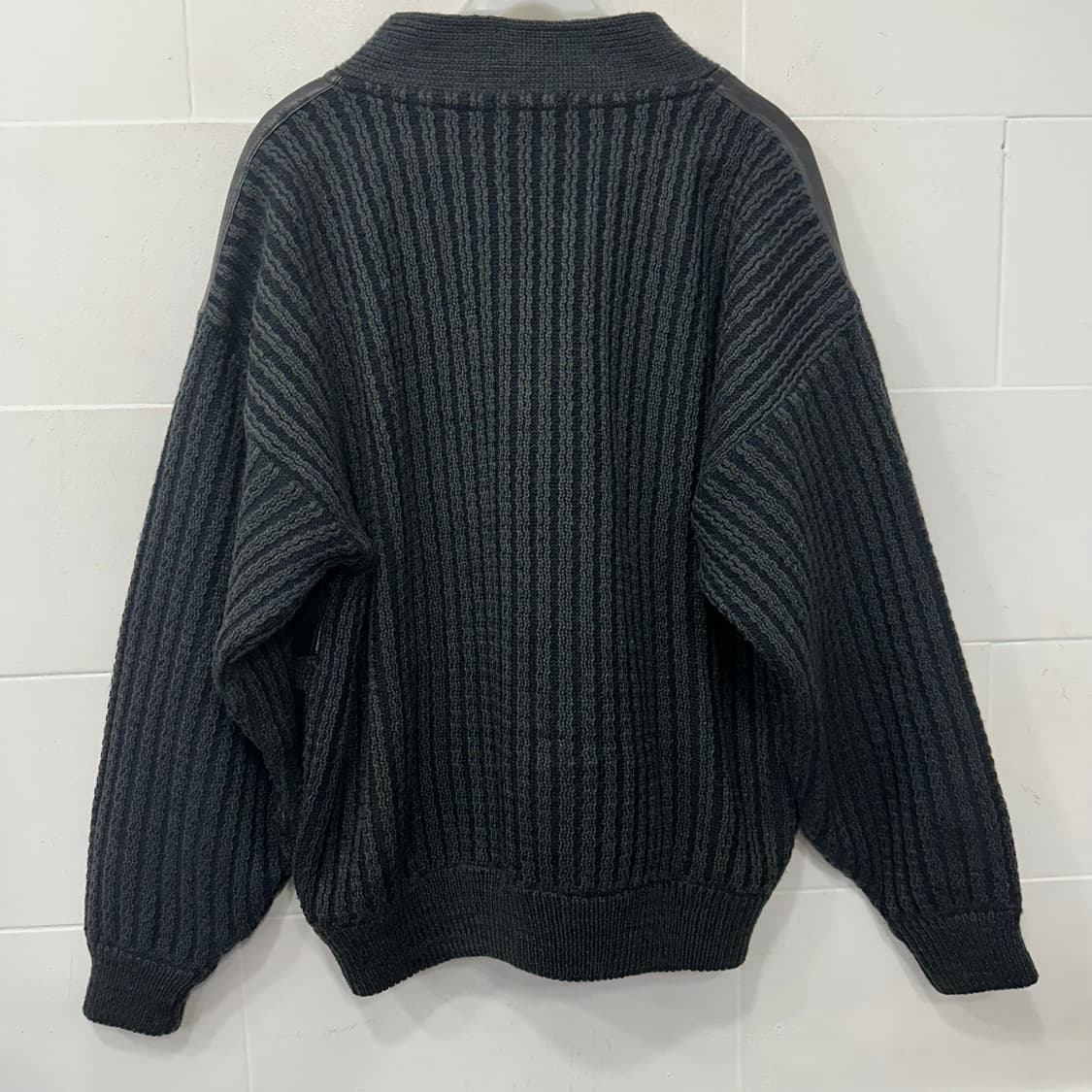 토라스 램스킨 가죽 니트 상품이미지4