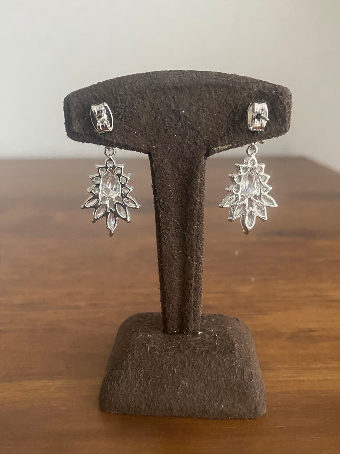 물방울 모티브 큐빅 귀걸이 상품이미지7