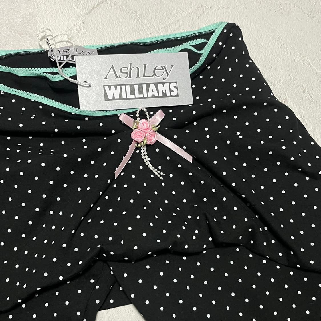 [S] 애슐리윌리엄스 폴카닷 스내피 쇼츠 상품이미지2