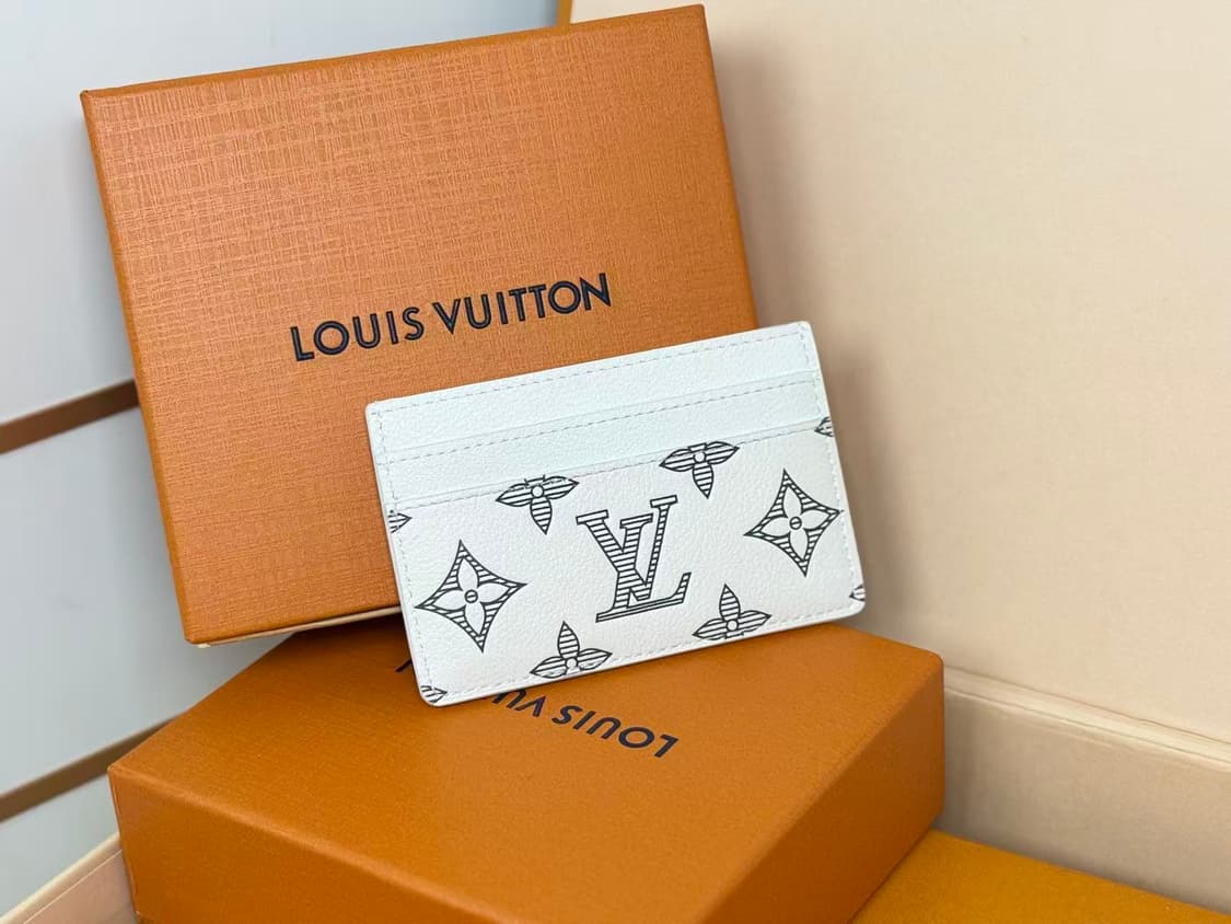 루이비통 더블 카드 홀더 화이트 상품이미지4