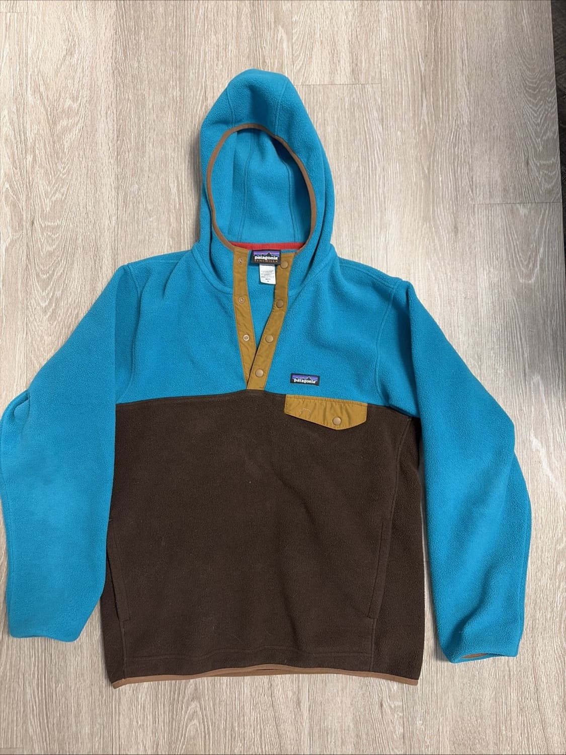 10s 파타고니아 신칠라 후드 스냅티 블루/브라운 상품이미지1