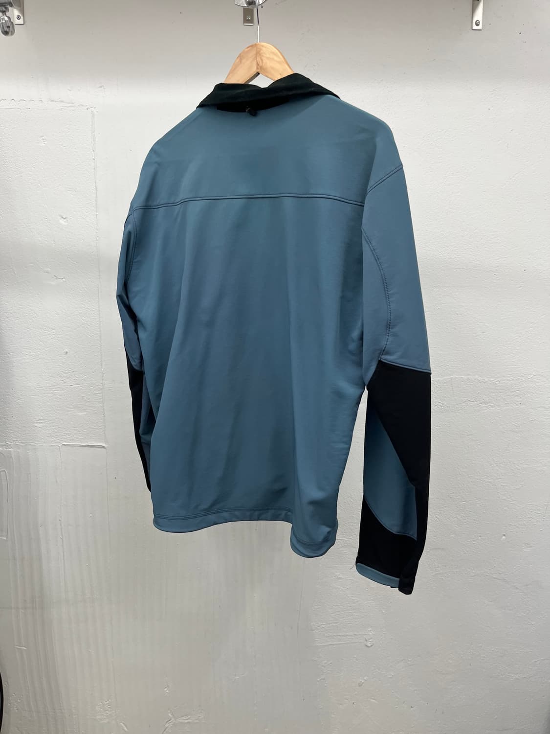 XL) MOUNTAIN HARDWEAR JACKET 상품이미지4