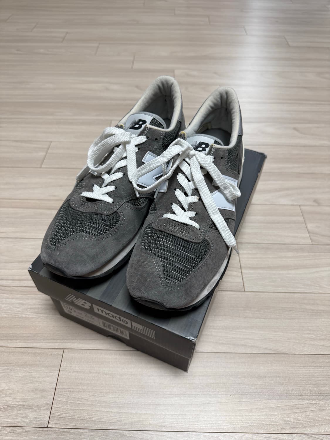 뉴발란스 990v1gry 285 상품이미지1