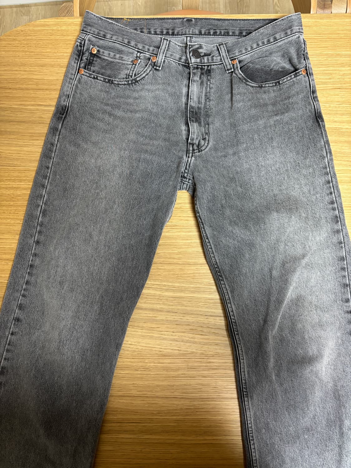 555 32x32 리바이스 릴렉스 스트레이트 그레이 진 상품이미지2