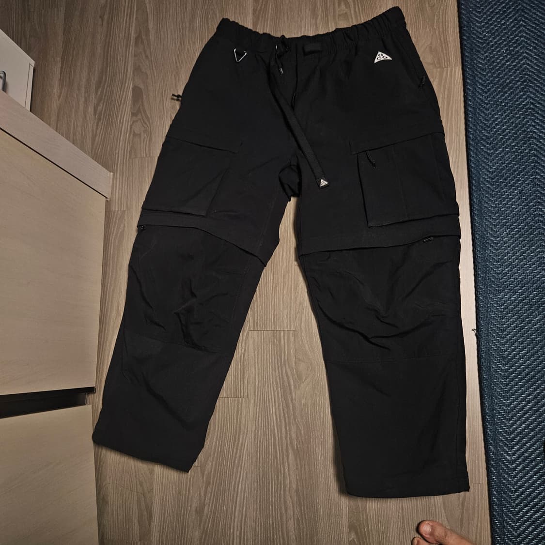 (XL)나이키 ACG 스미스 서밋 카고 팬츠 블랙 앤트러사이트 팝니다.  상품이미지1