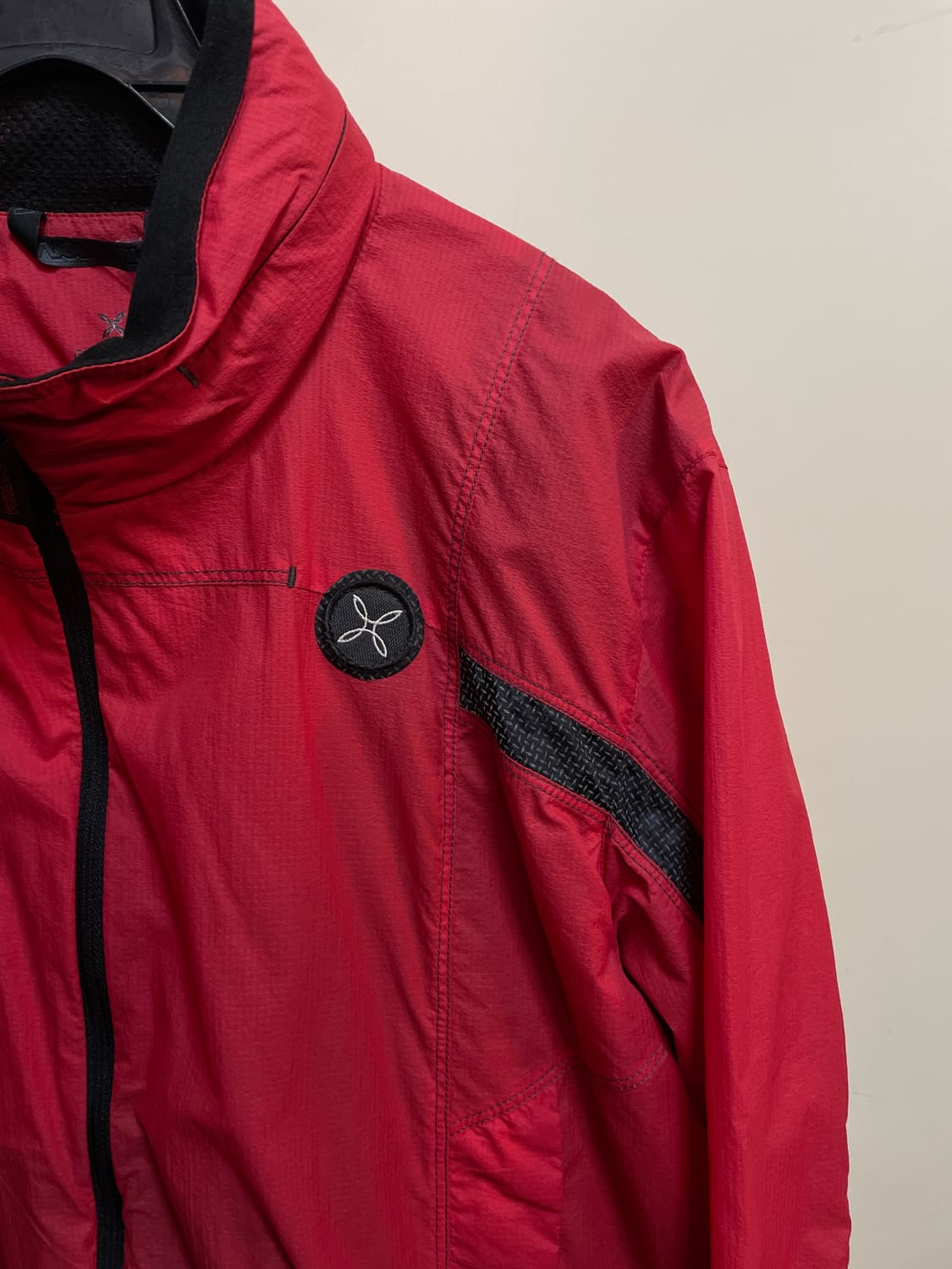 몬츄라 바람막이 상품이미지2