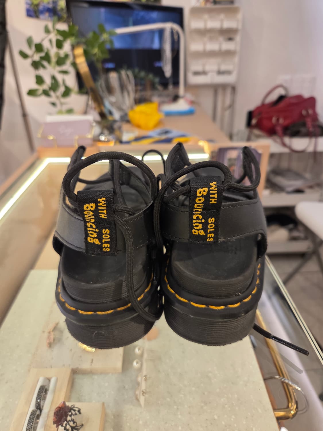 닥터마틴 나틸라 글레디에이터 샌들 상품이미지3