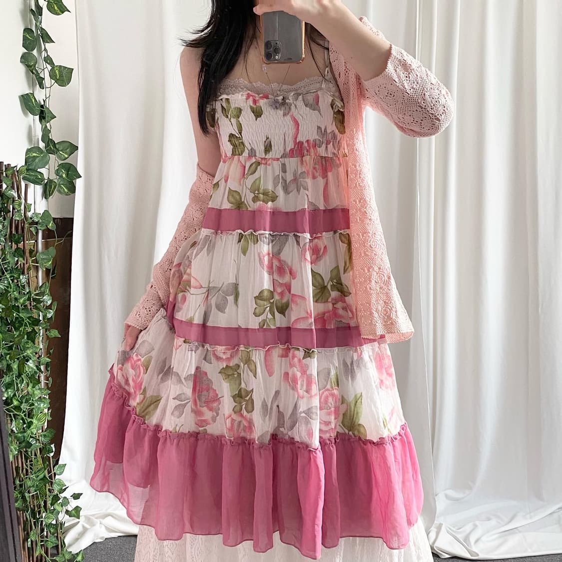 핑크 플라워 쉬폰 패치 원피스 상품이미지1