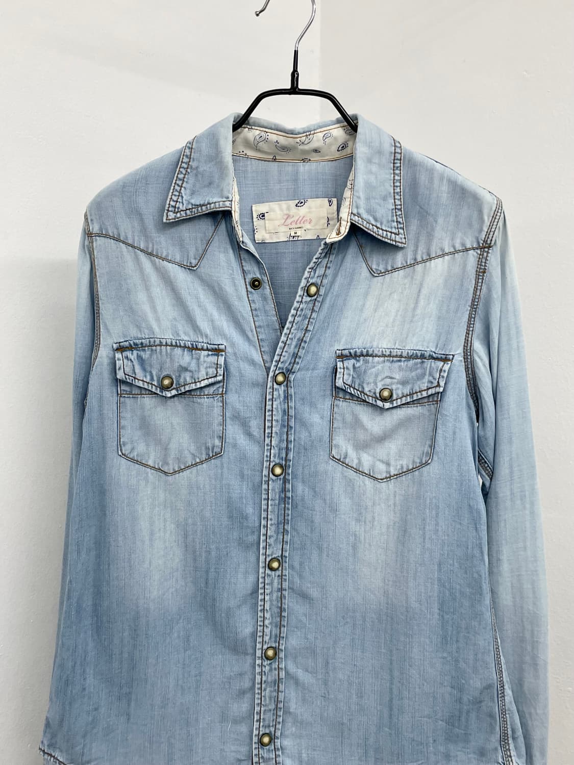 연청 워싱 데님 셔츠 상품이미지3