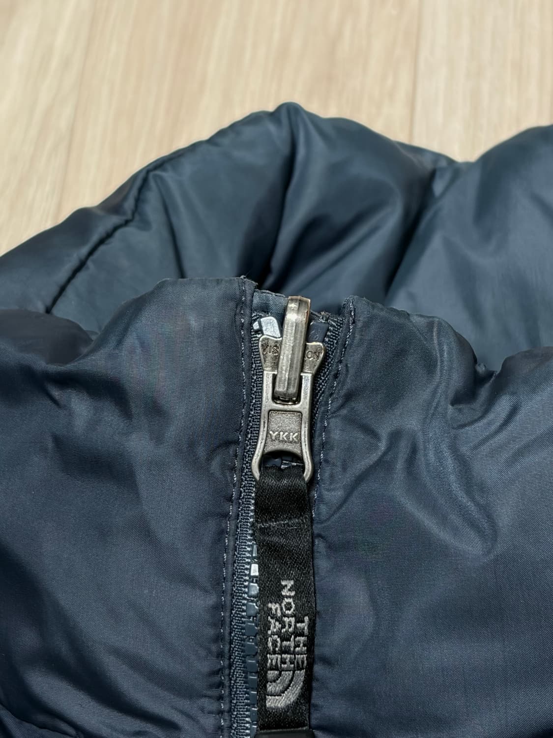 [L] 노스페이스 1996 레트로 눕시 700 해외판 애쉬 블루 숏패딩 상품이미지6