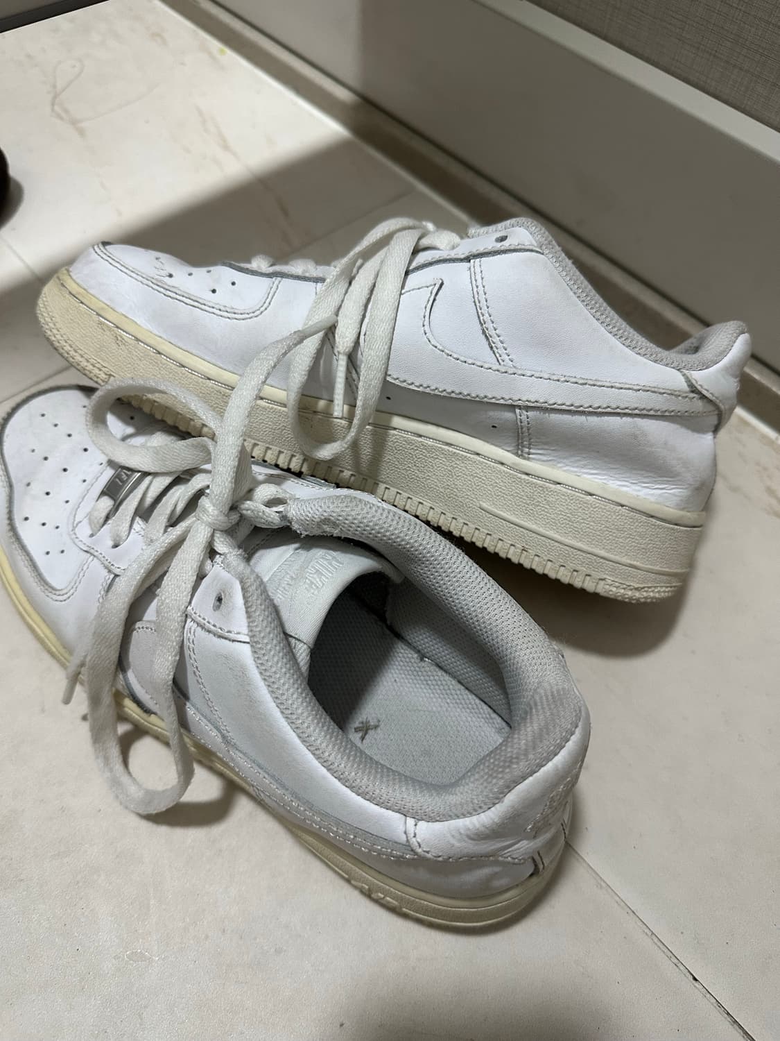 나이키 에어포스 1 LE 화이트 (GS) 240 상품이미지3