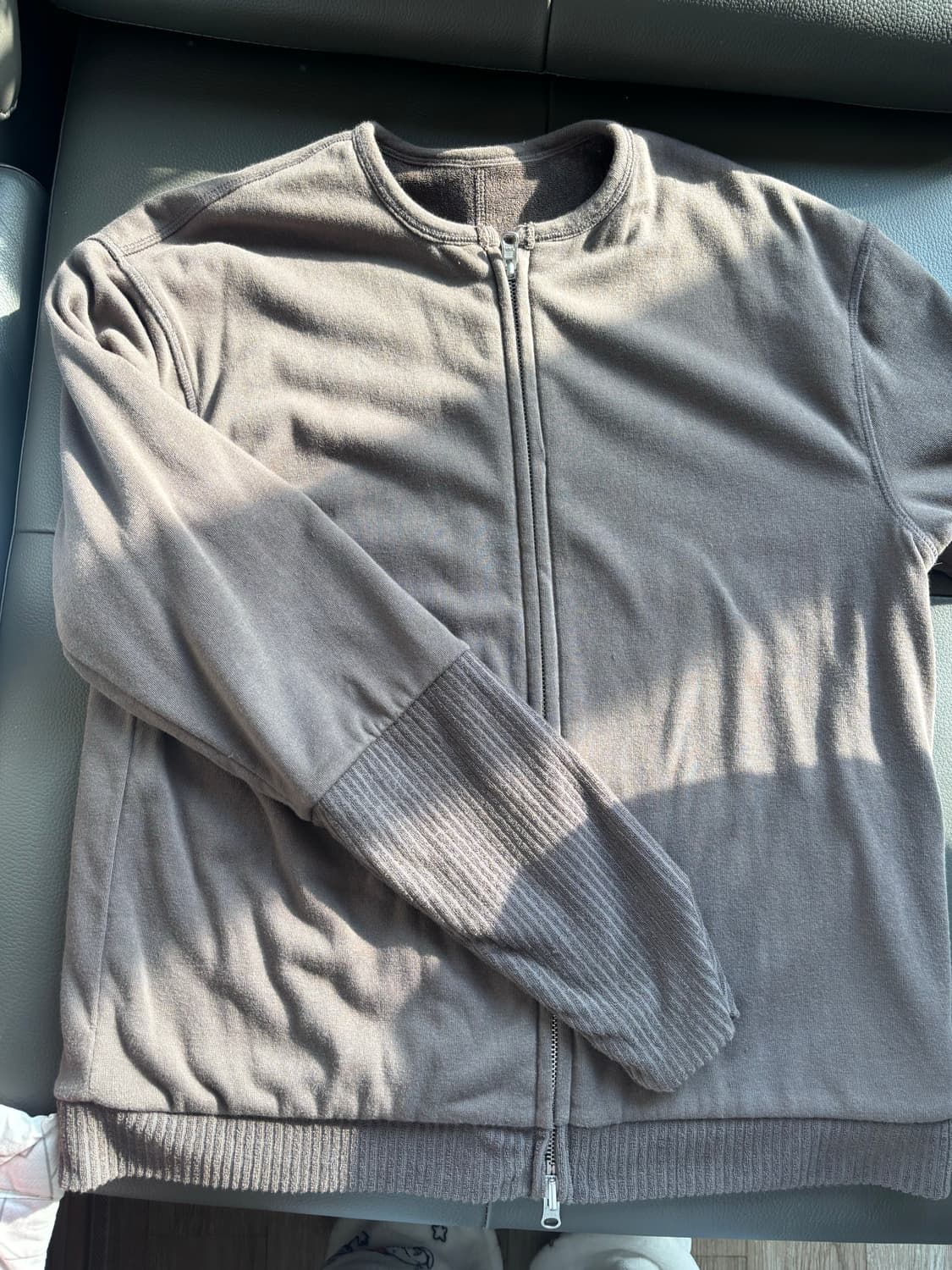 해칭룸  리버시블 레이어 가디건 모카 상품이미지3