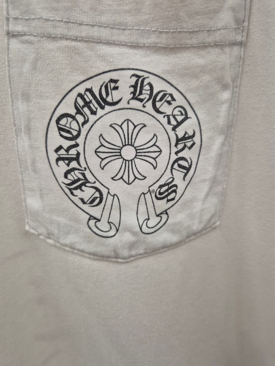 크롬하츠 홀스슈 포켓 반팔티 XL 화이트 상품이미지3