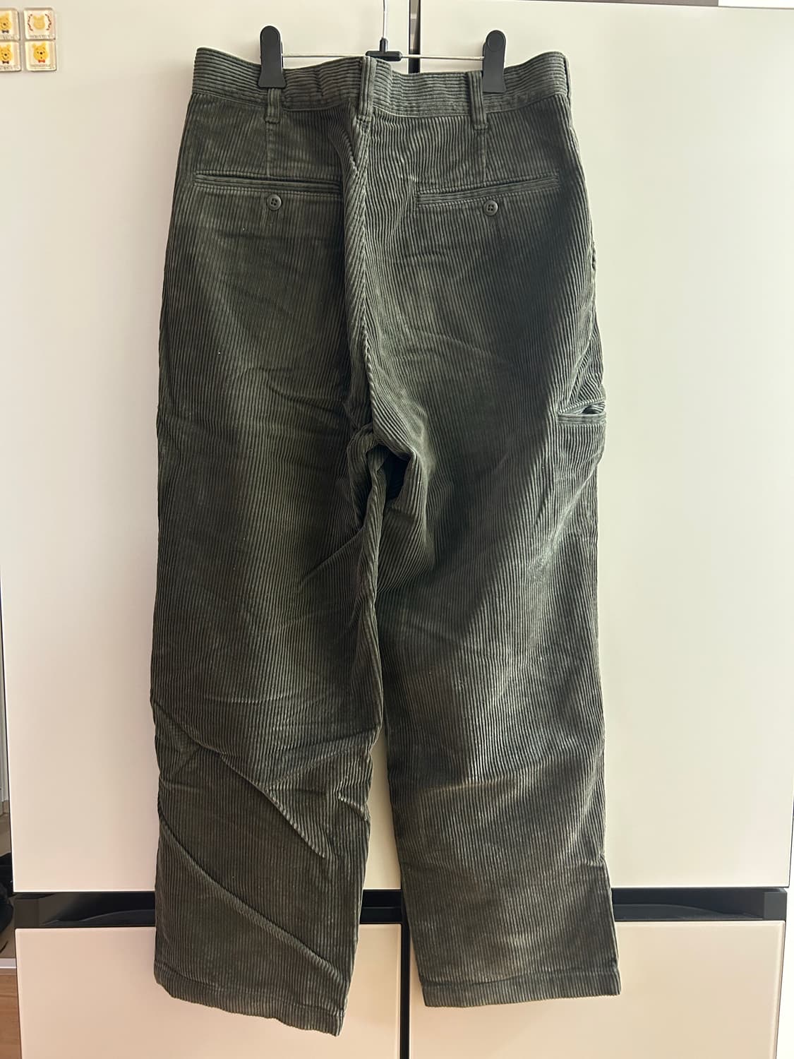 유니클로 코듀로이 팬츠 다크카키 79 팝니다 상품이미지2