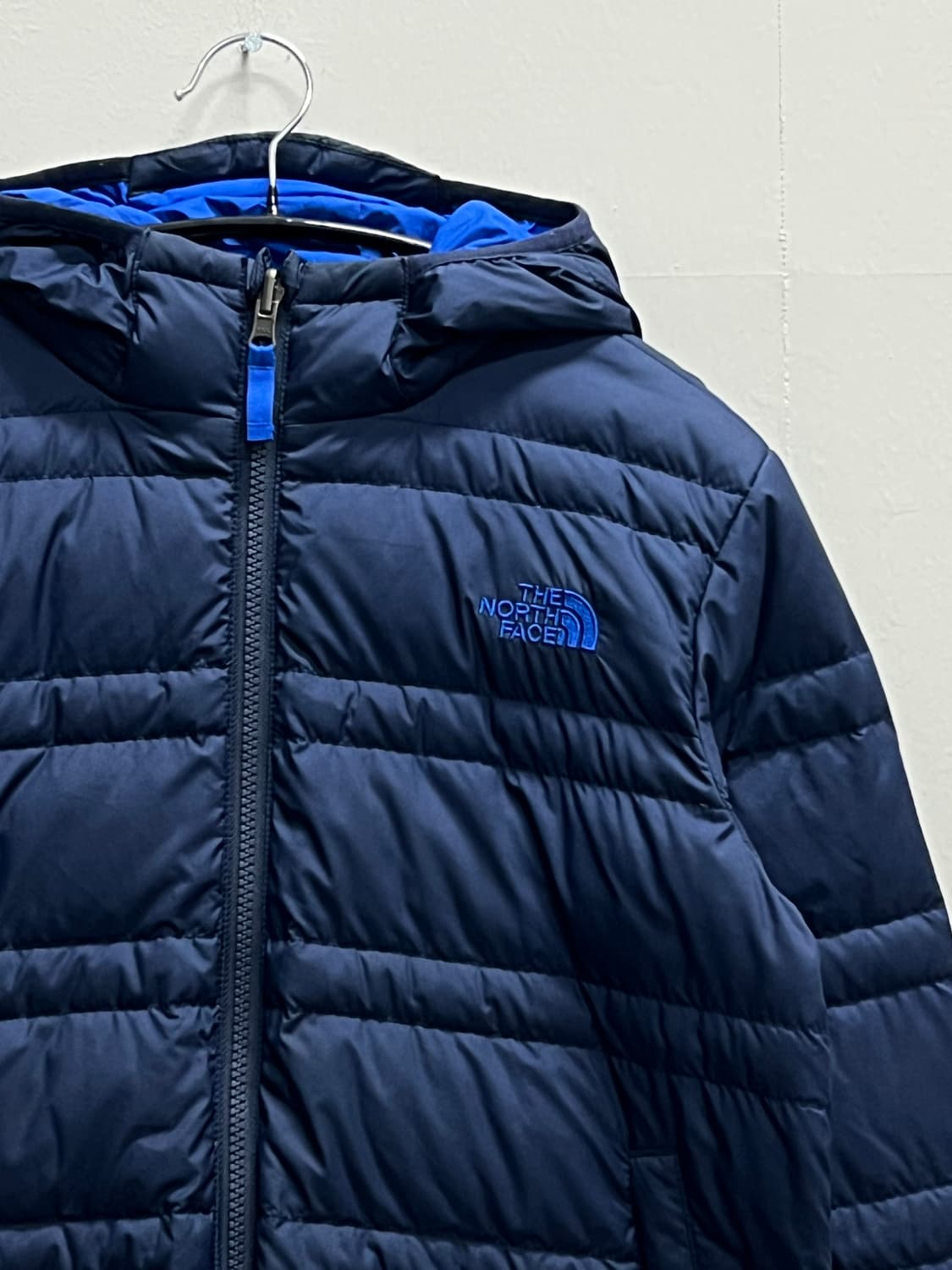 노스페이스 키즈/우먼스 구스다운 경량 패딩 자켓 네이비 상품이미지3