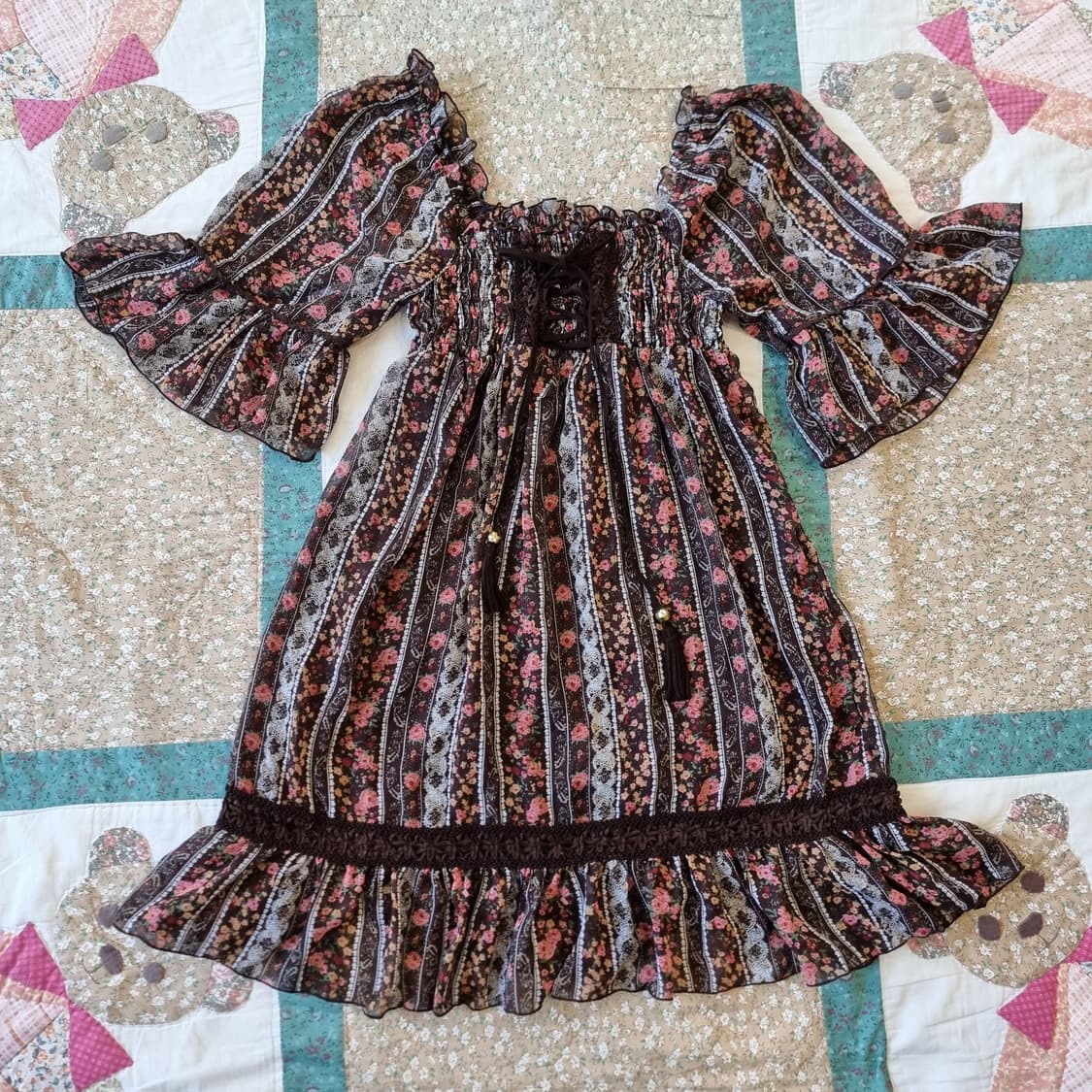 Liz Lisa(리즈리사) 보헤미안 플로럴 오프숄더 원피스 상품이미지1