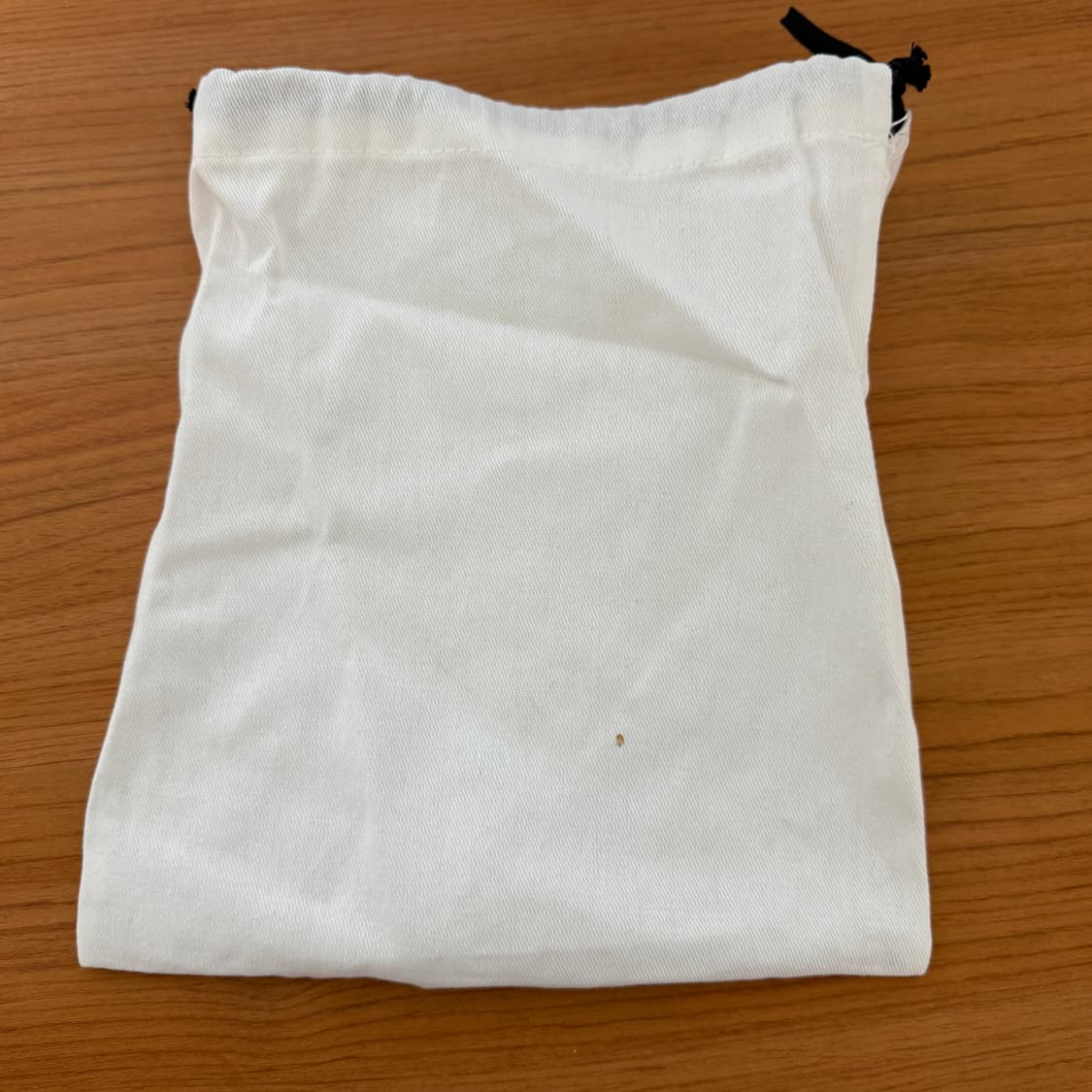 르메르 코인펄스 네크리스 다크 브라운 상품이미지9