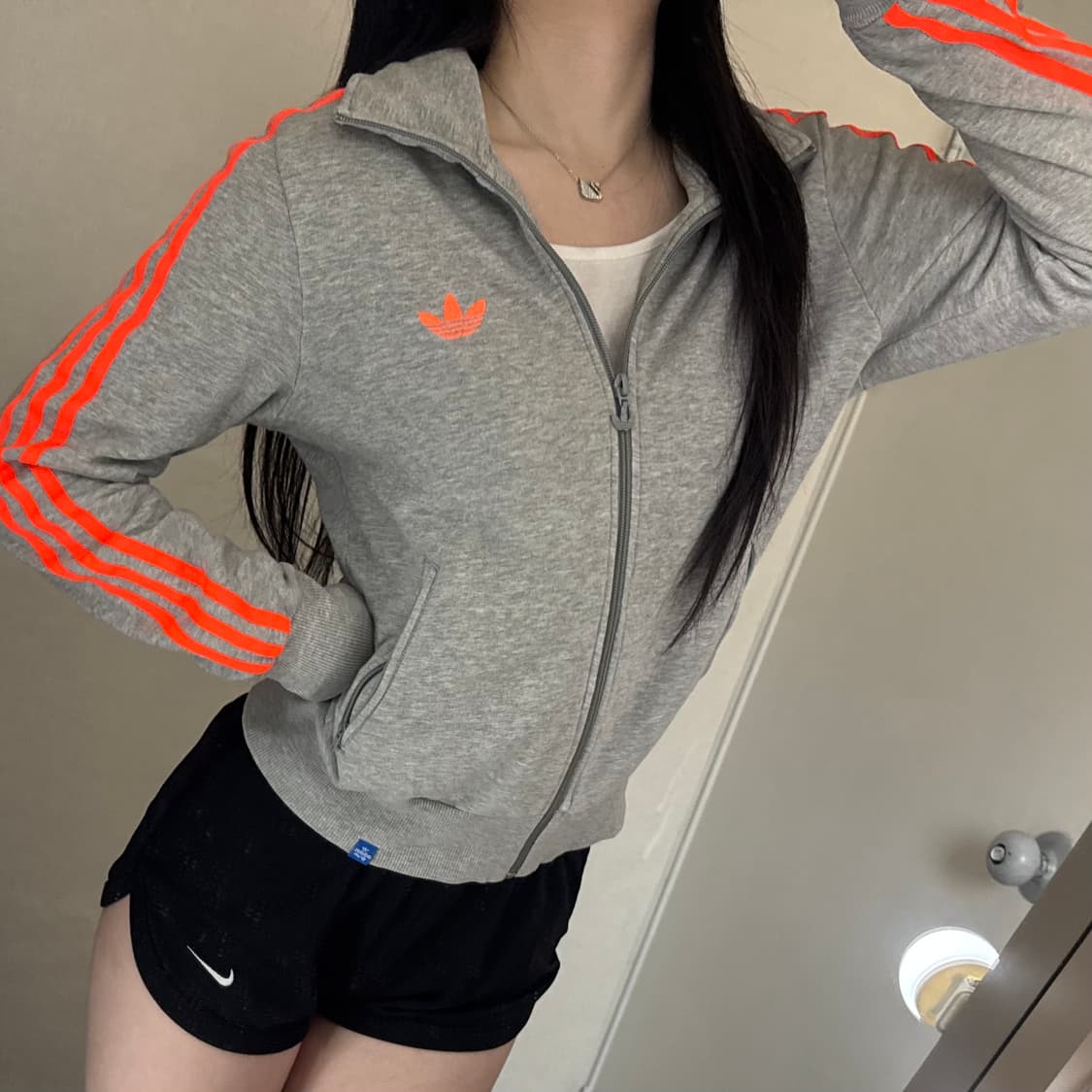 아디다스 불꽃파이어버드 트랙탑 져지 회주 등판포인트 🩶🧡 상품이미지2