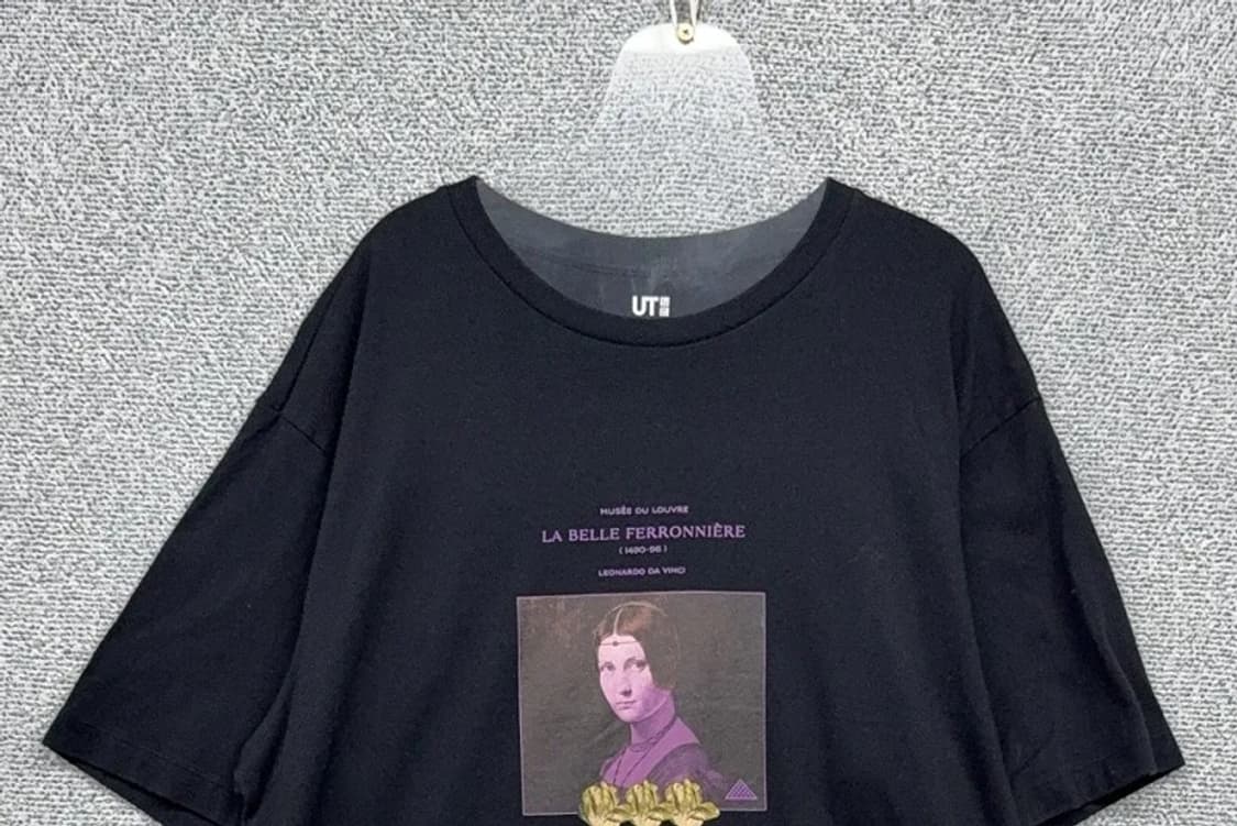 유니클로 빈티지 프린팅 네이비 반팔티 3XL 상품이미지3