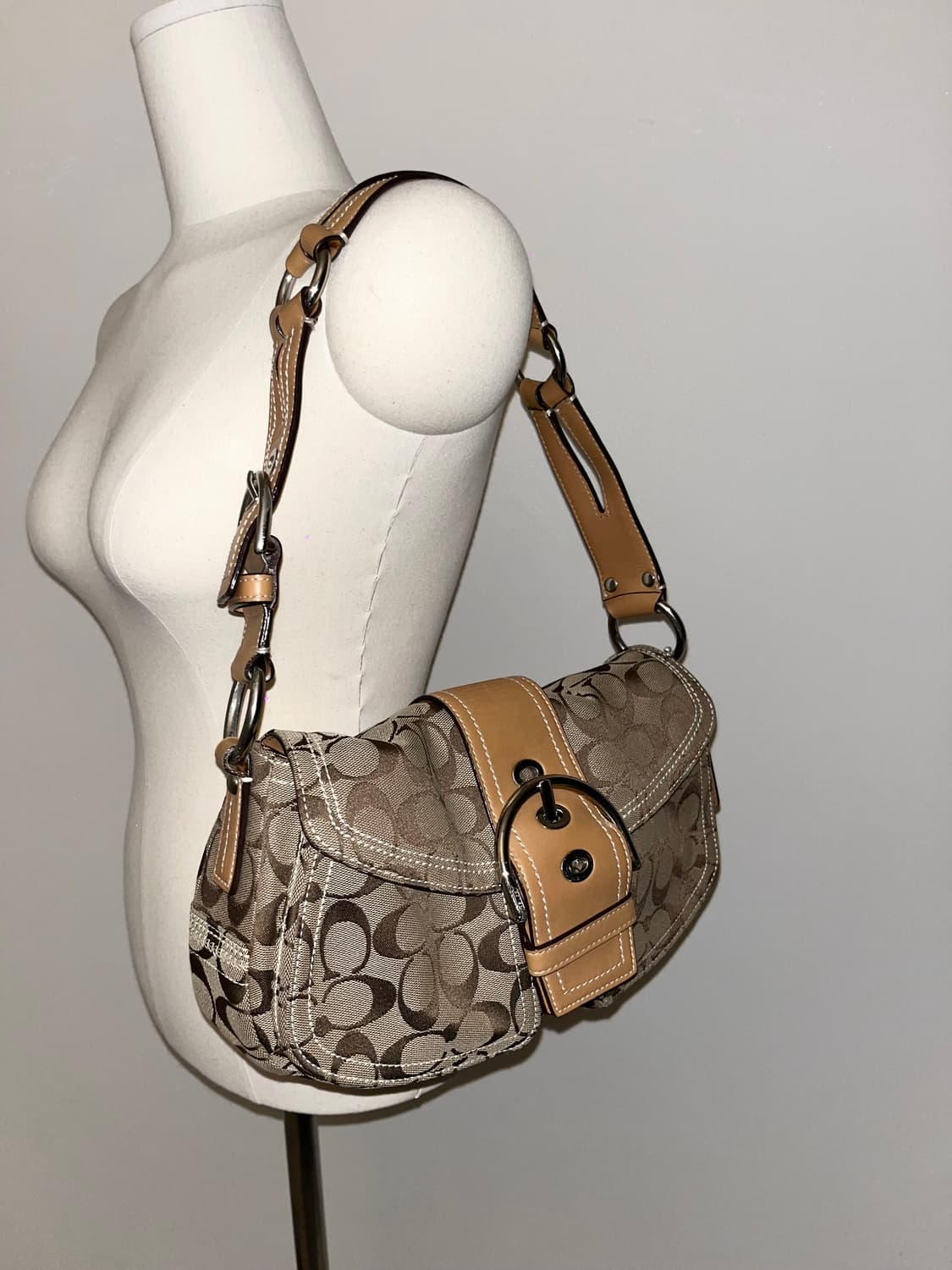 Coach y2k basic shoulder bag 상품이미지3