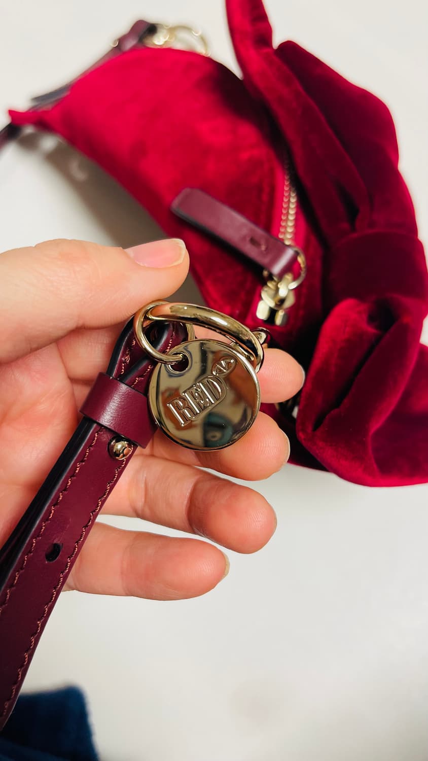 새상품) 레드 발렌티노 빅리본 벨벳 클러치 백 실물이 더 예쁘고 고급져요 상품이미지6