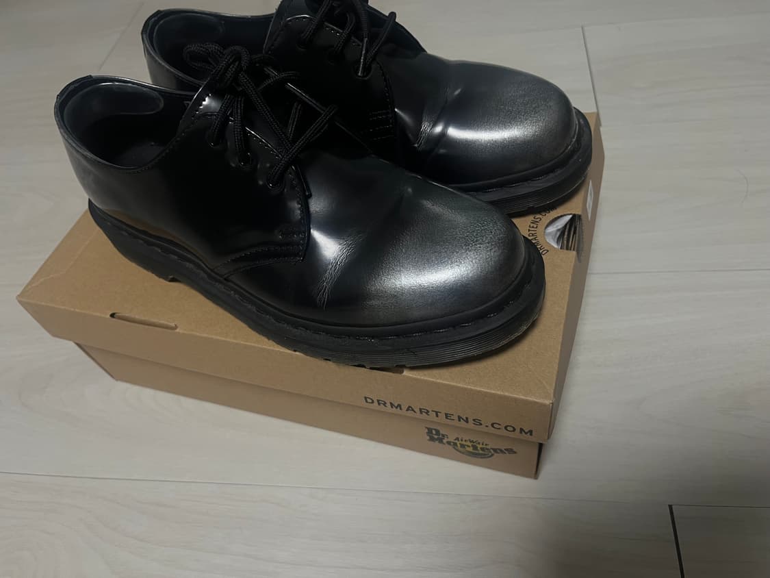 닥터마틴 실버 아카디아 상품이미지2