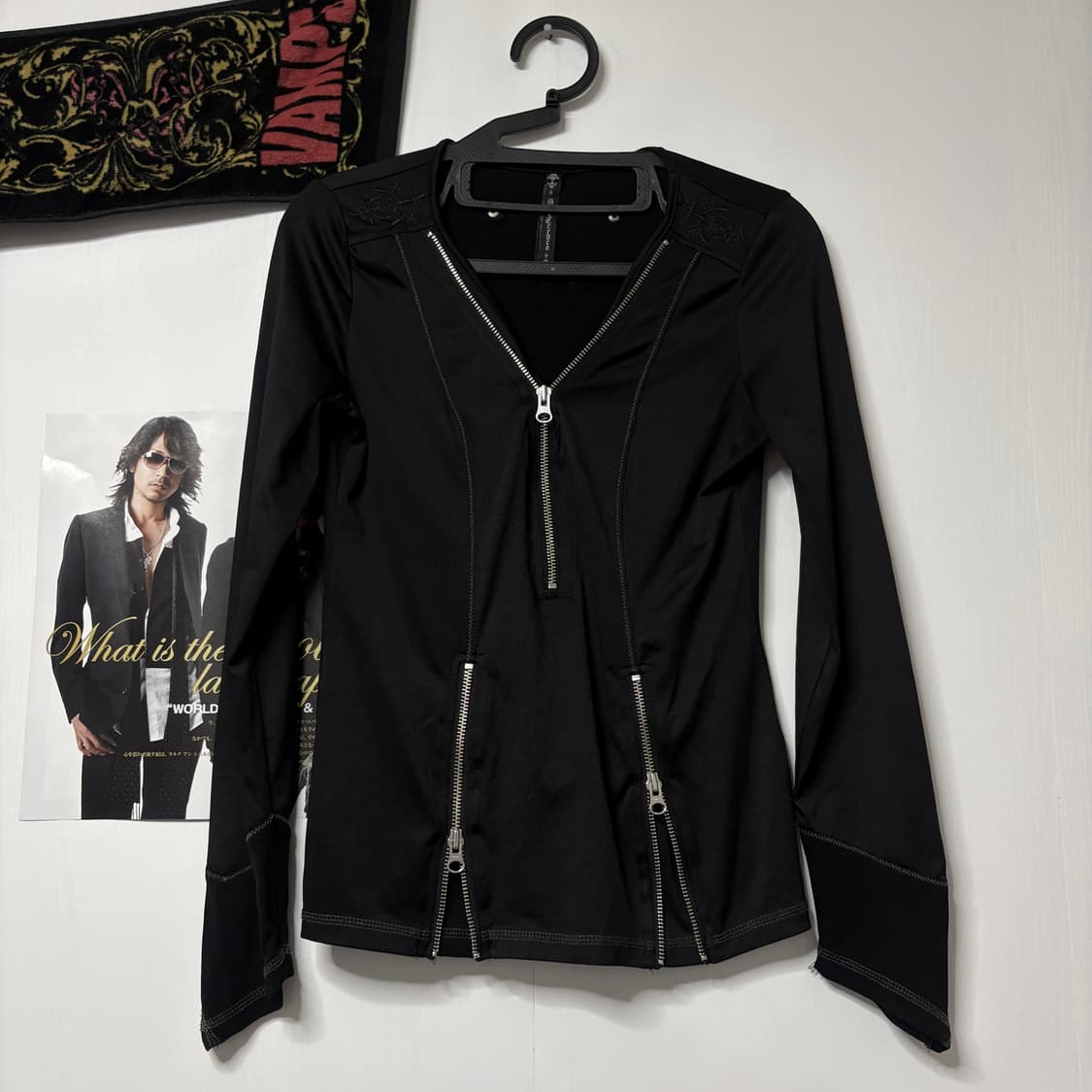 오즈크로스 오즈온 지퍼 디테일 롱슬리브 티셔츠 상품이미지1